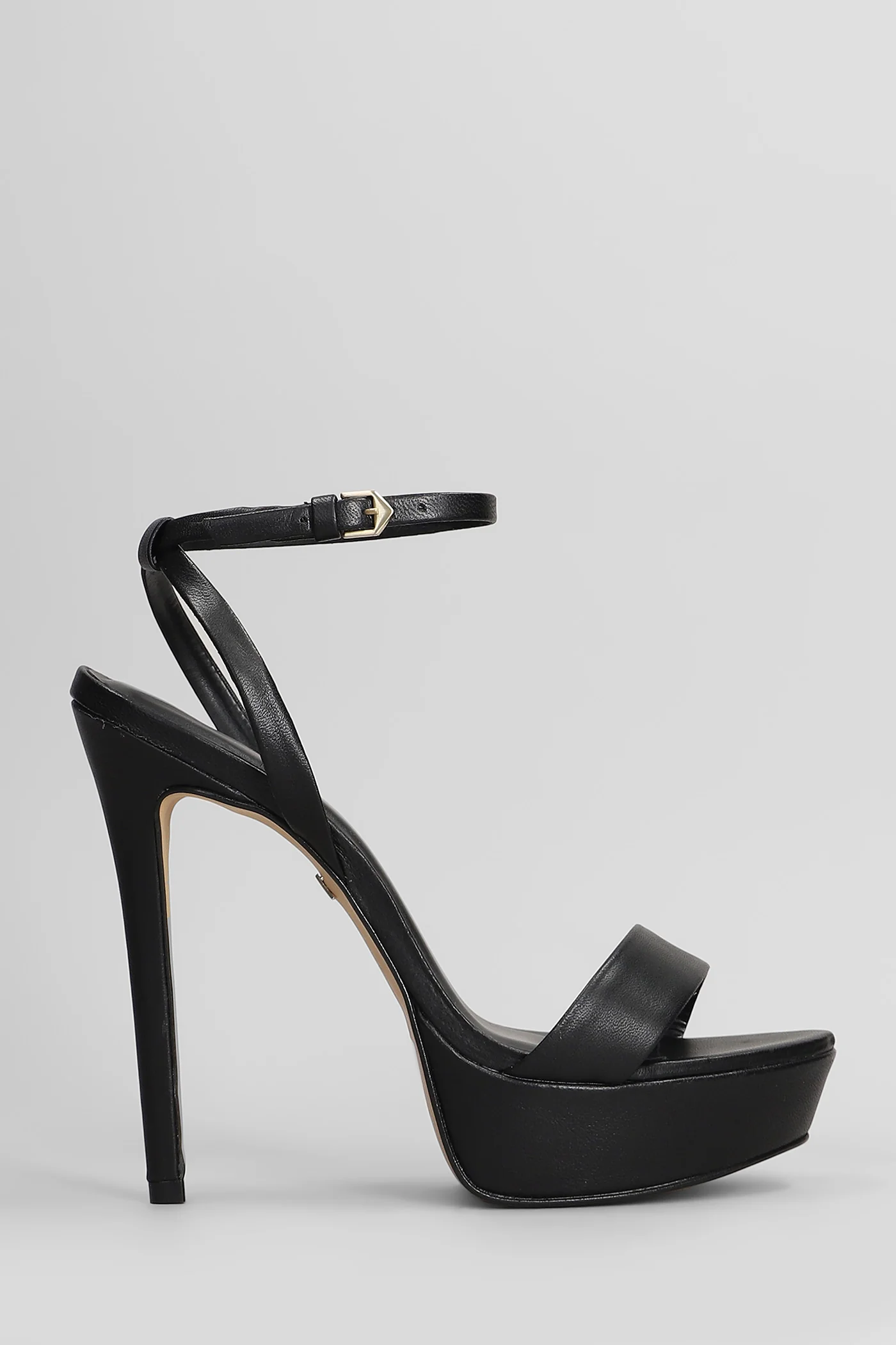 Sandals in black leather