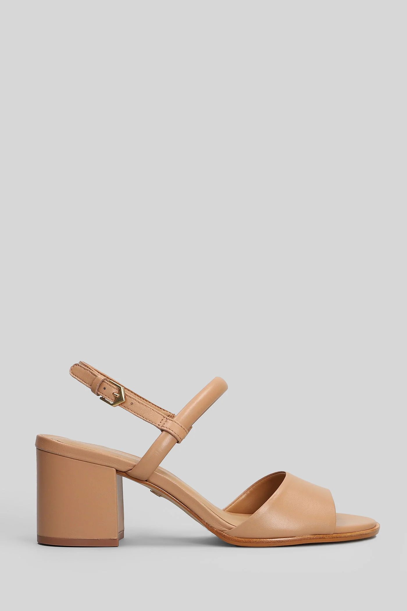 Sandals in Camel leather
