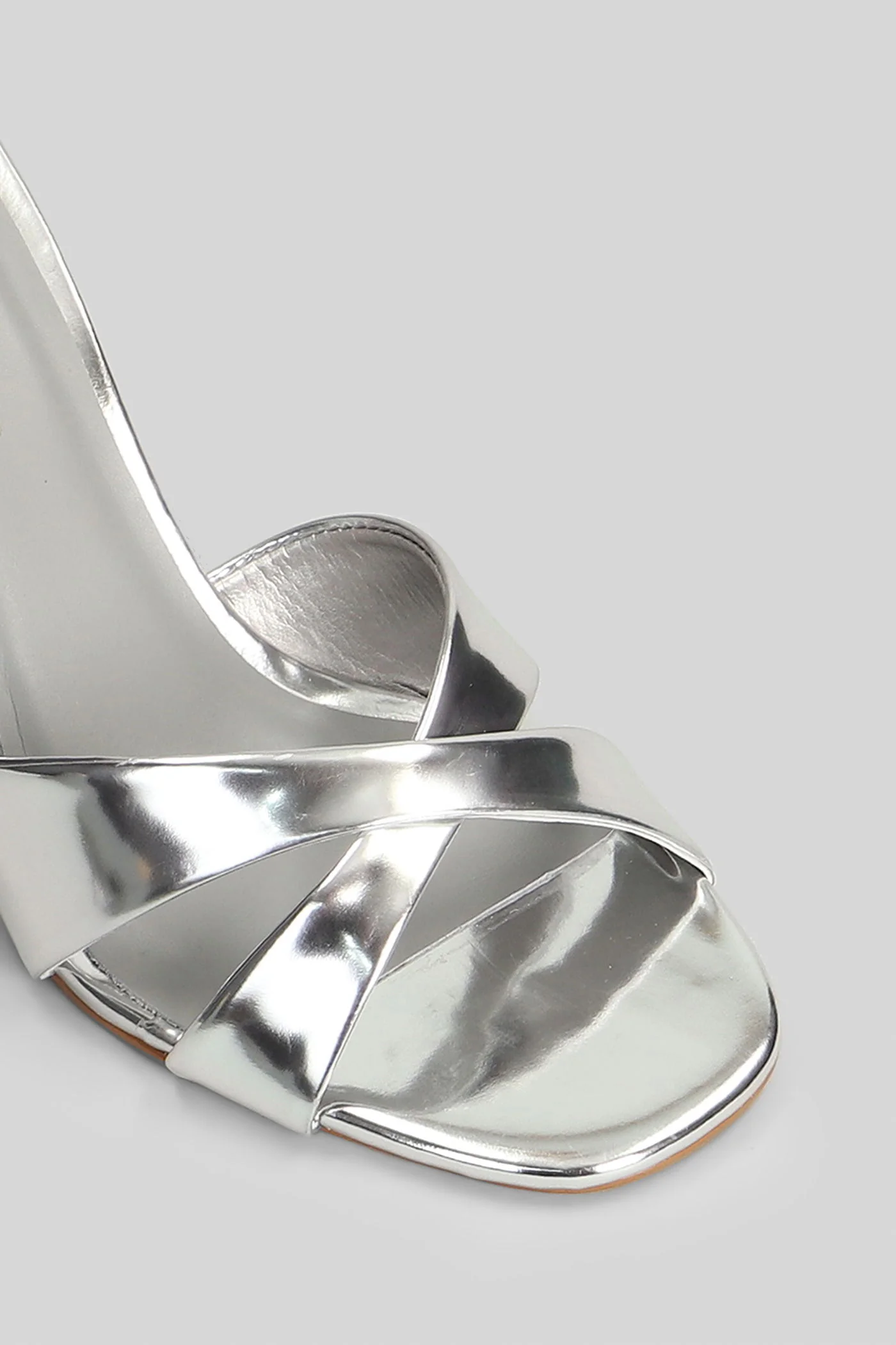 Sandals in silver leather - Image 5