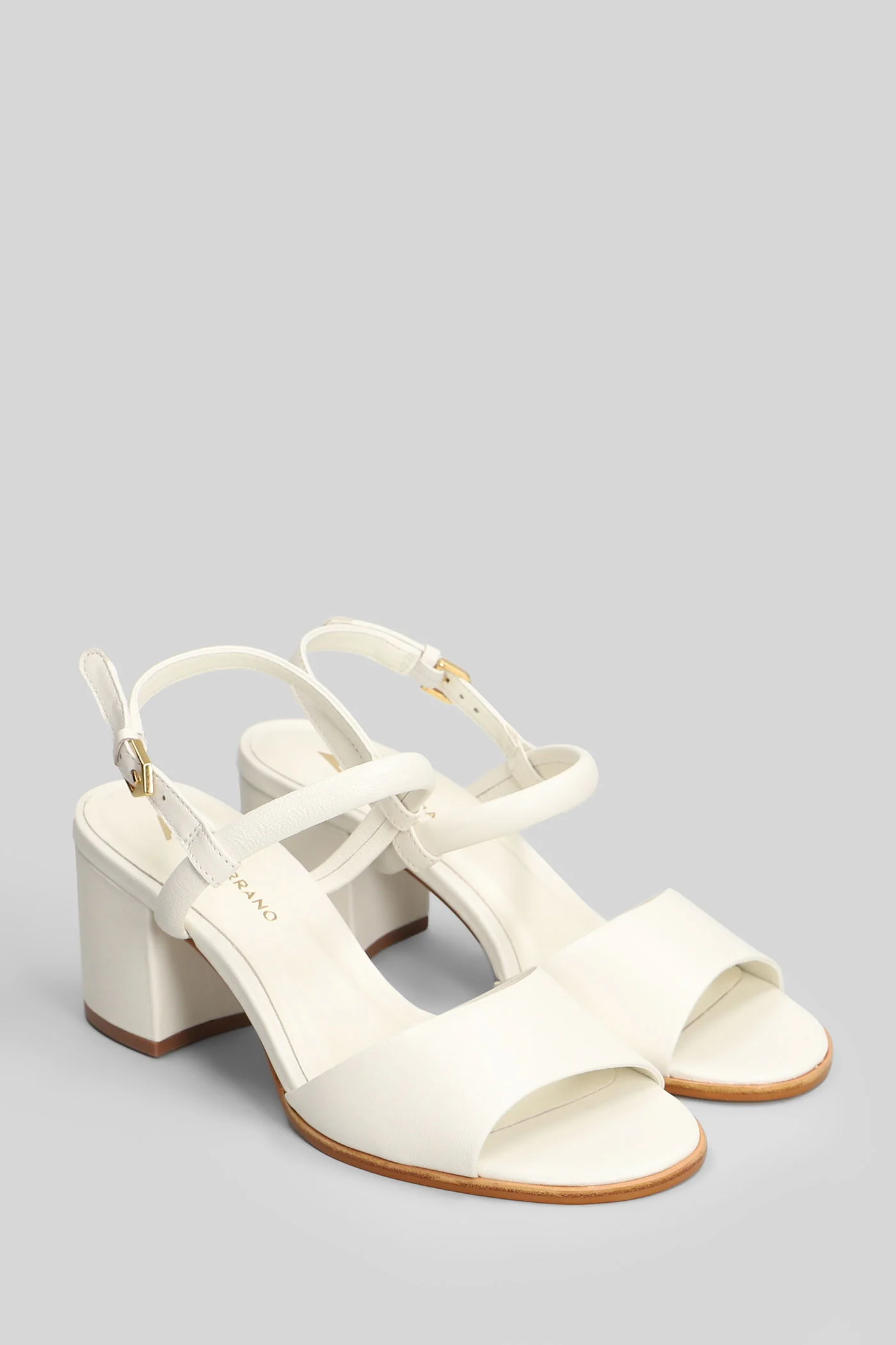 Sandals in white leather - Image 2