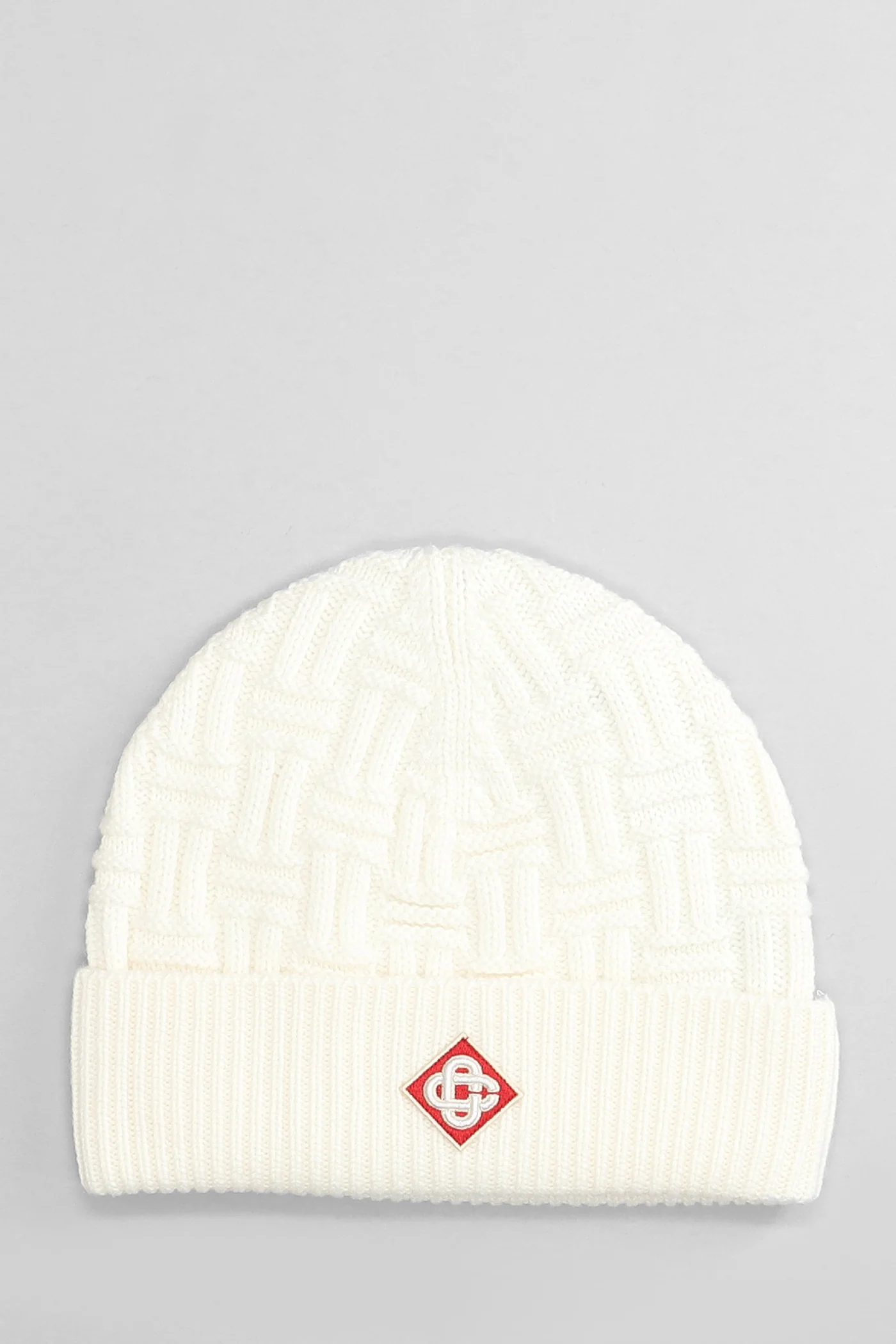 Hats in beige wool
