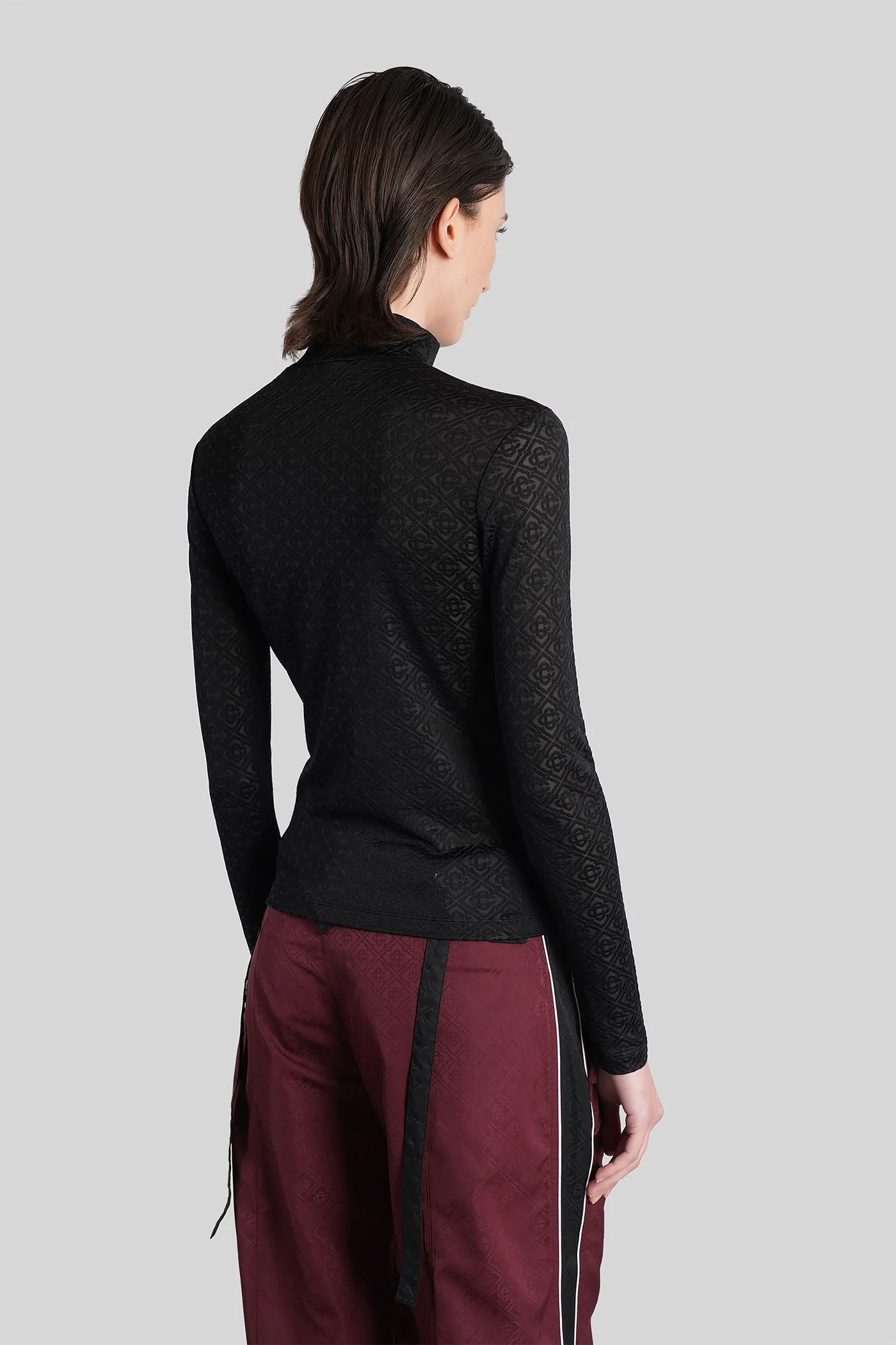 in black viscose - Image 3