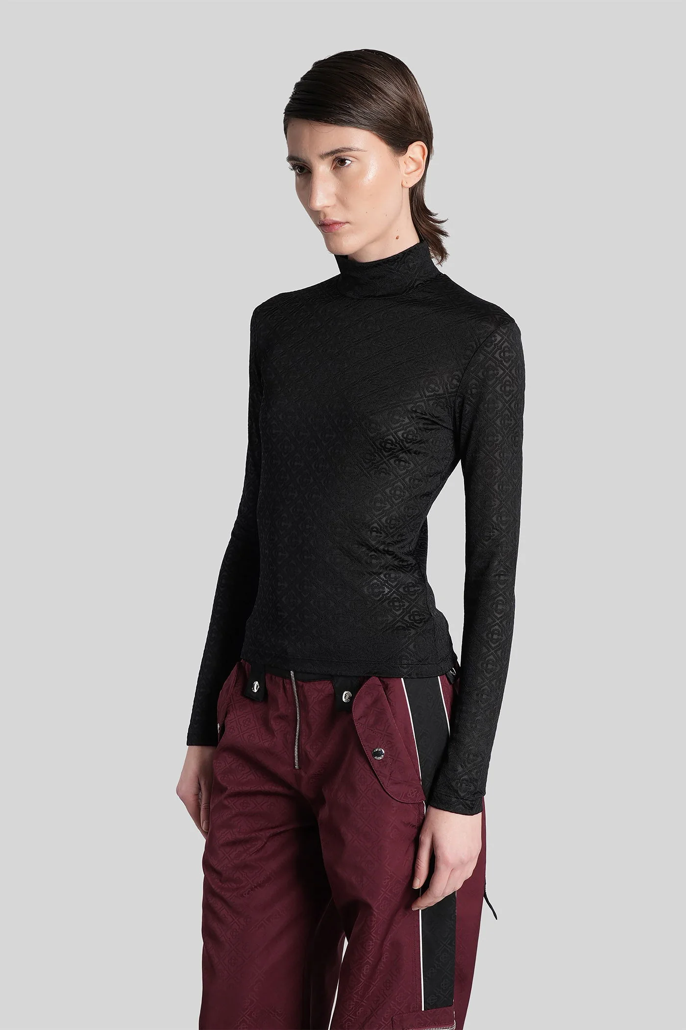 in black viscose - Image 4