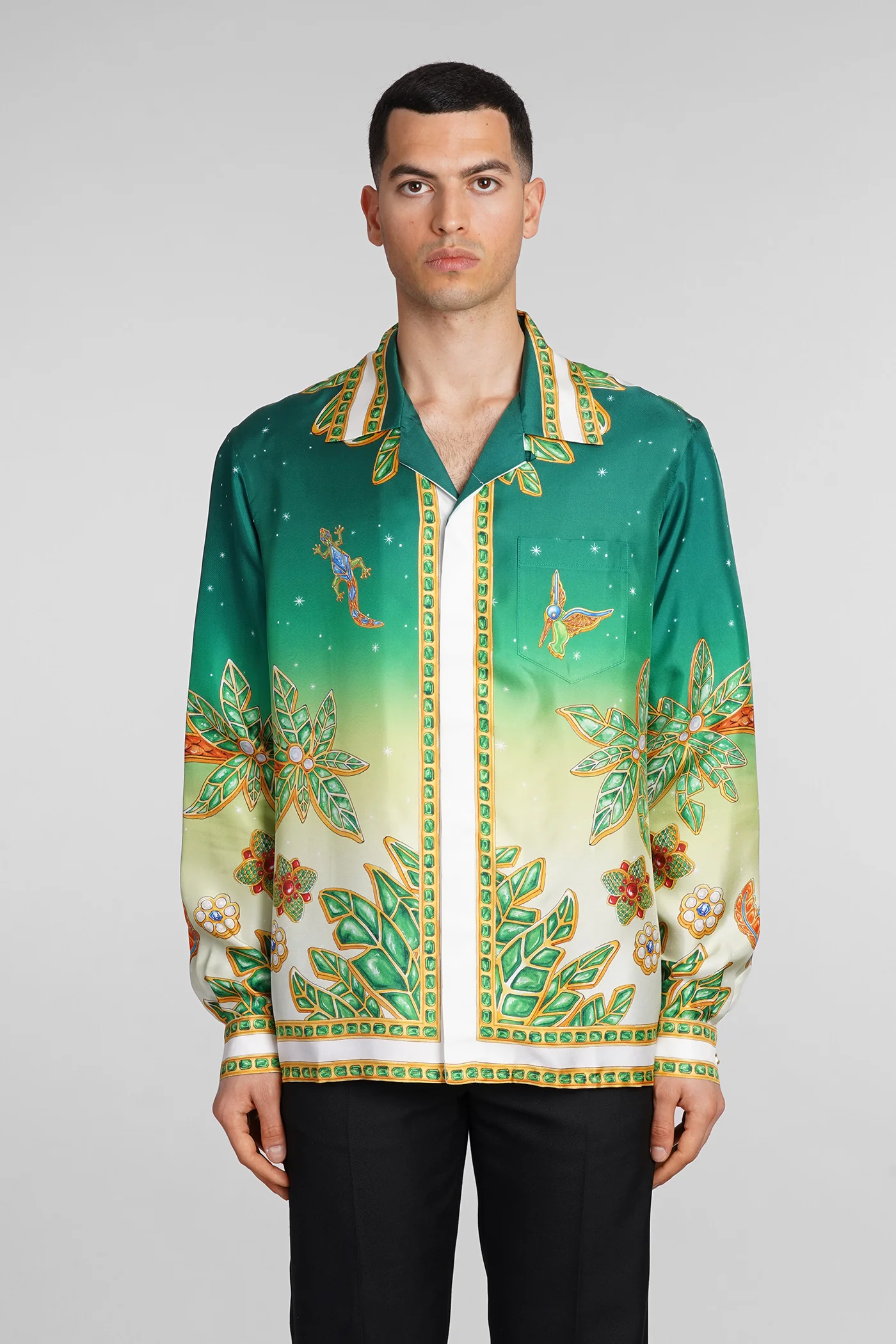 Shirt in green silk