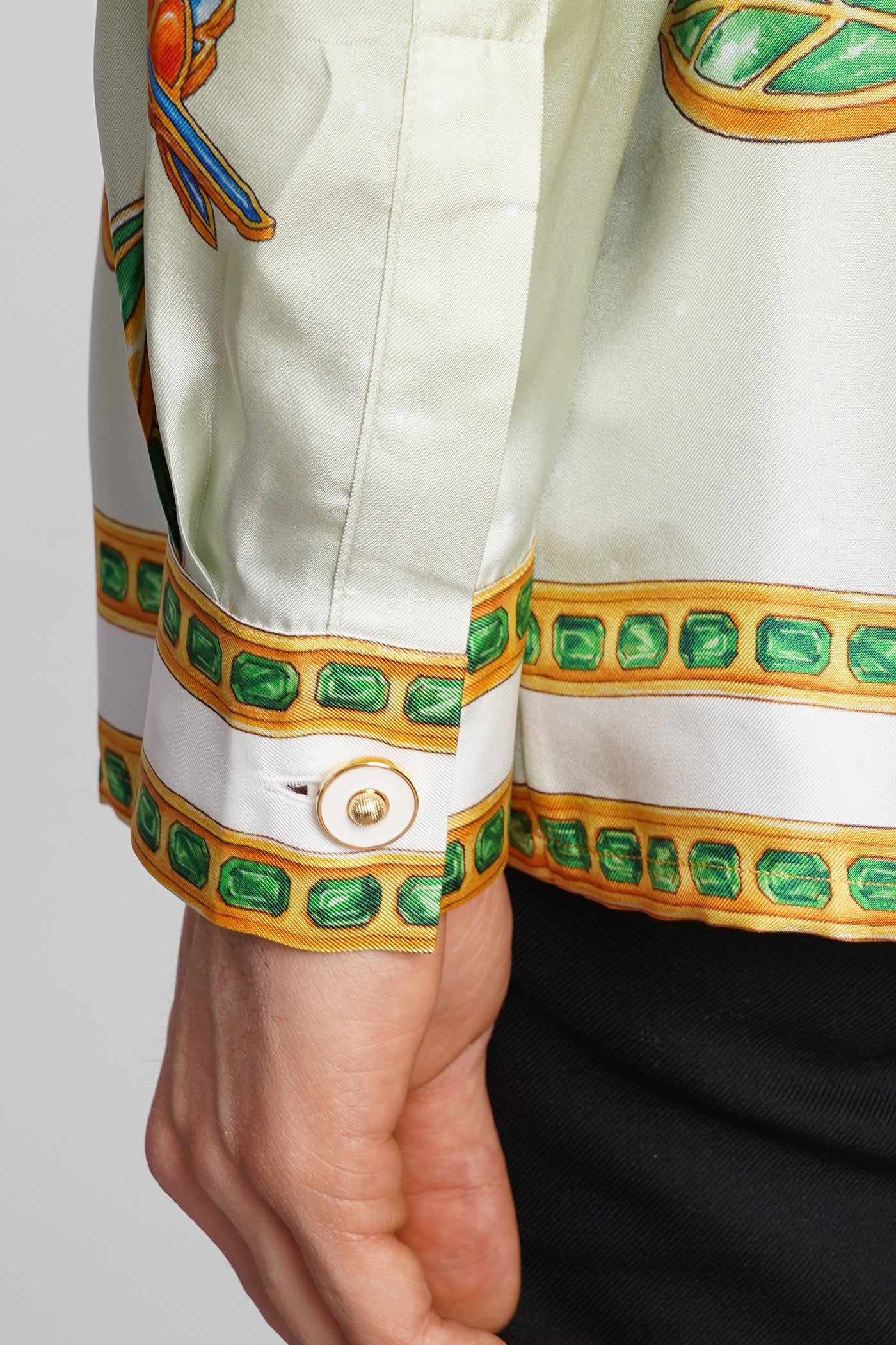 Shirt in green silk - Image 5