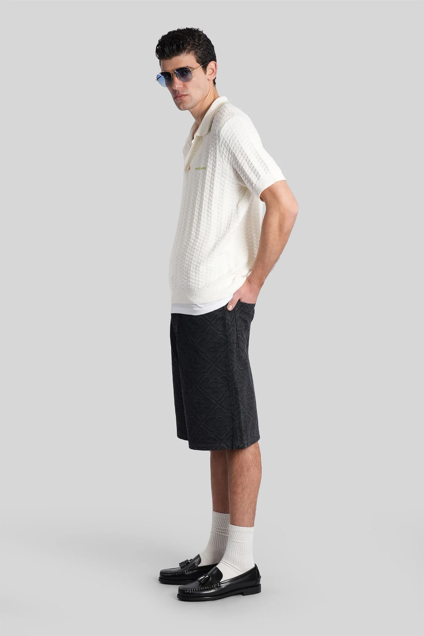 Shorts in black denim - Image 2