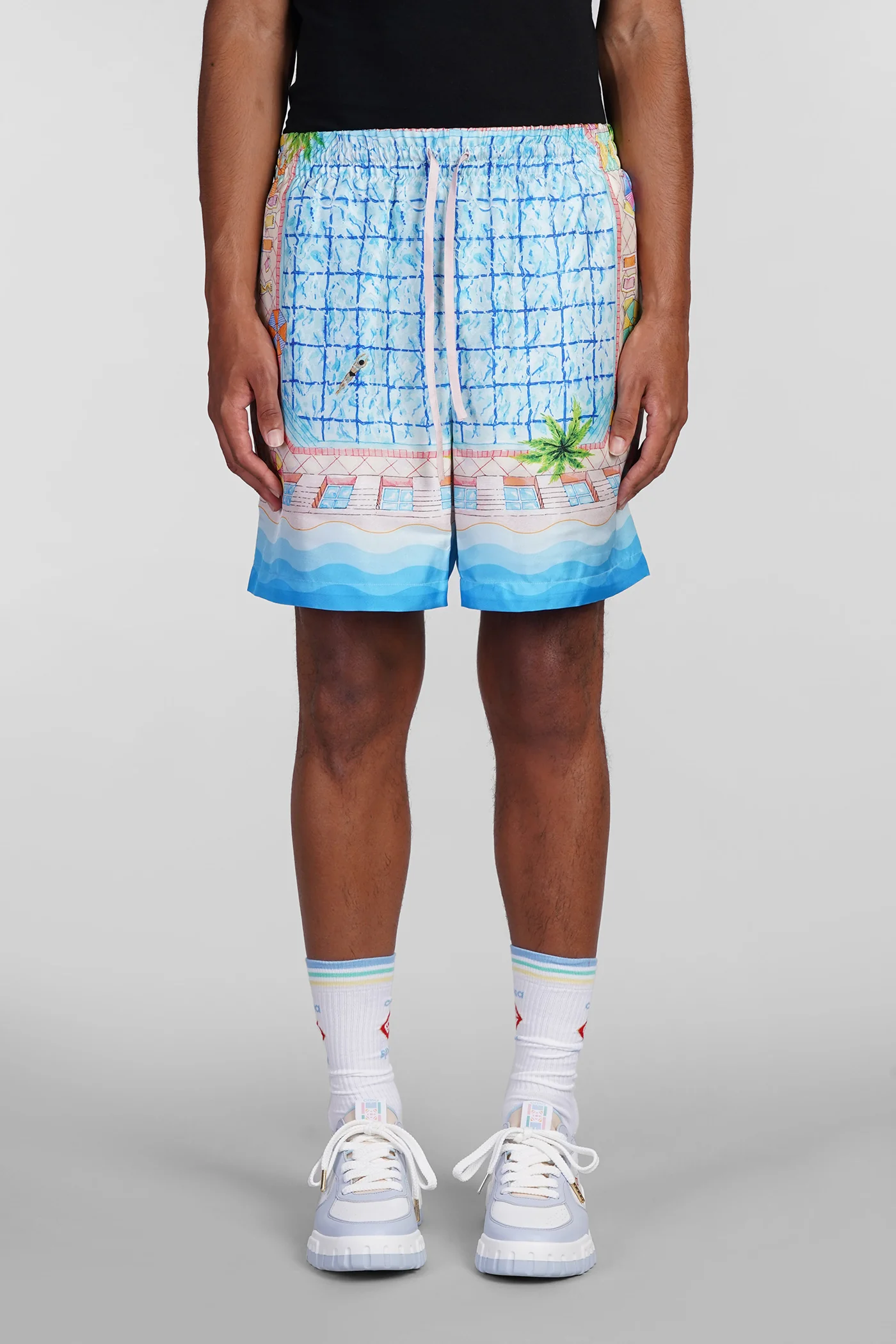 Shorts in cyan silk