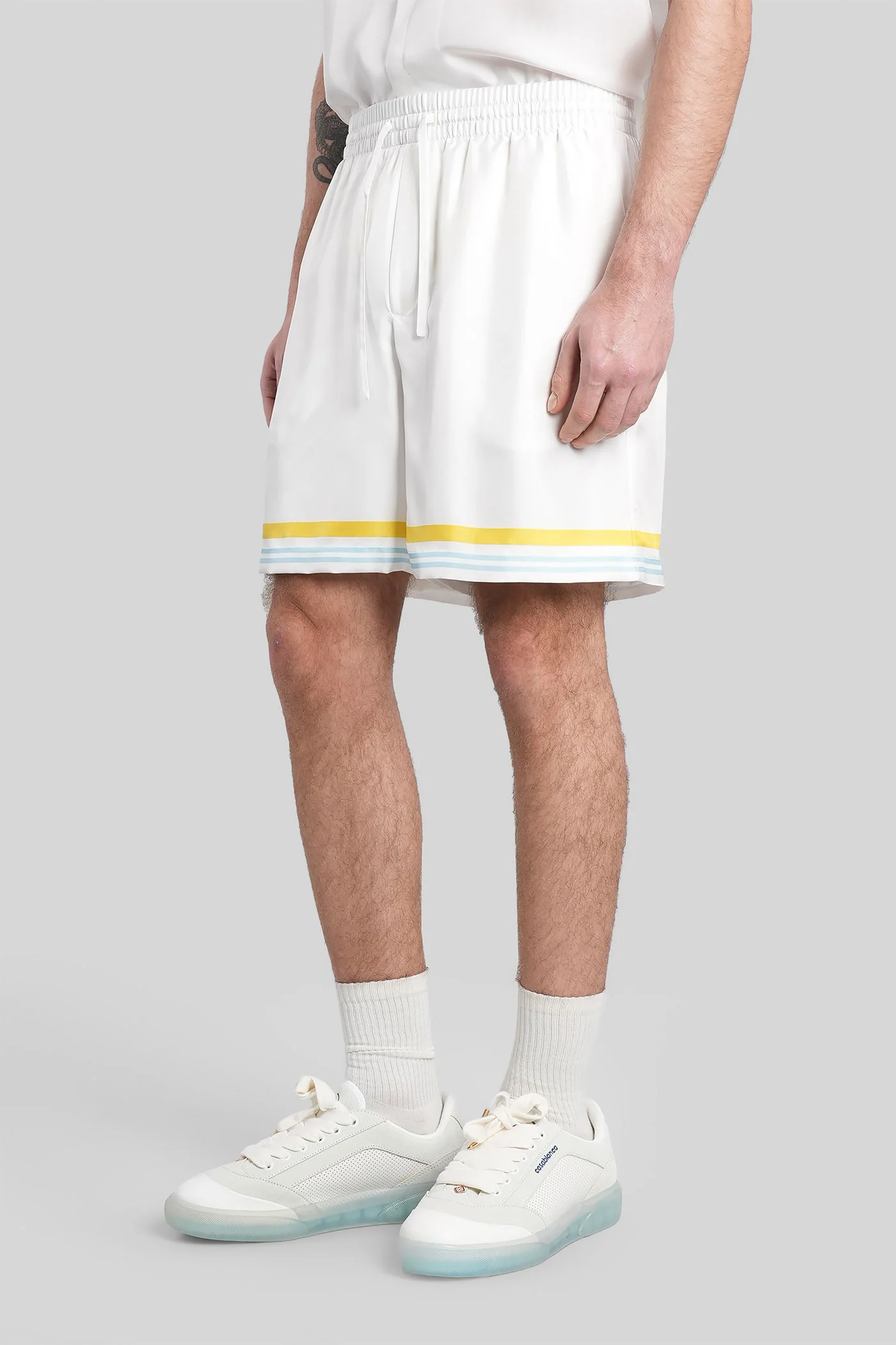 Shorts in white silk - Image 4