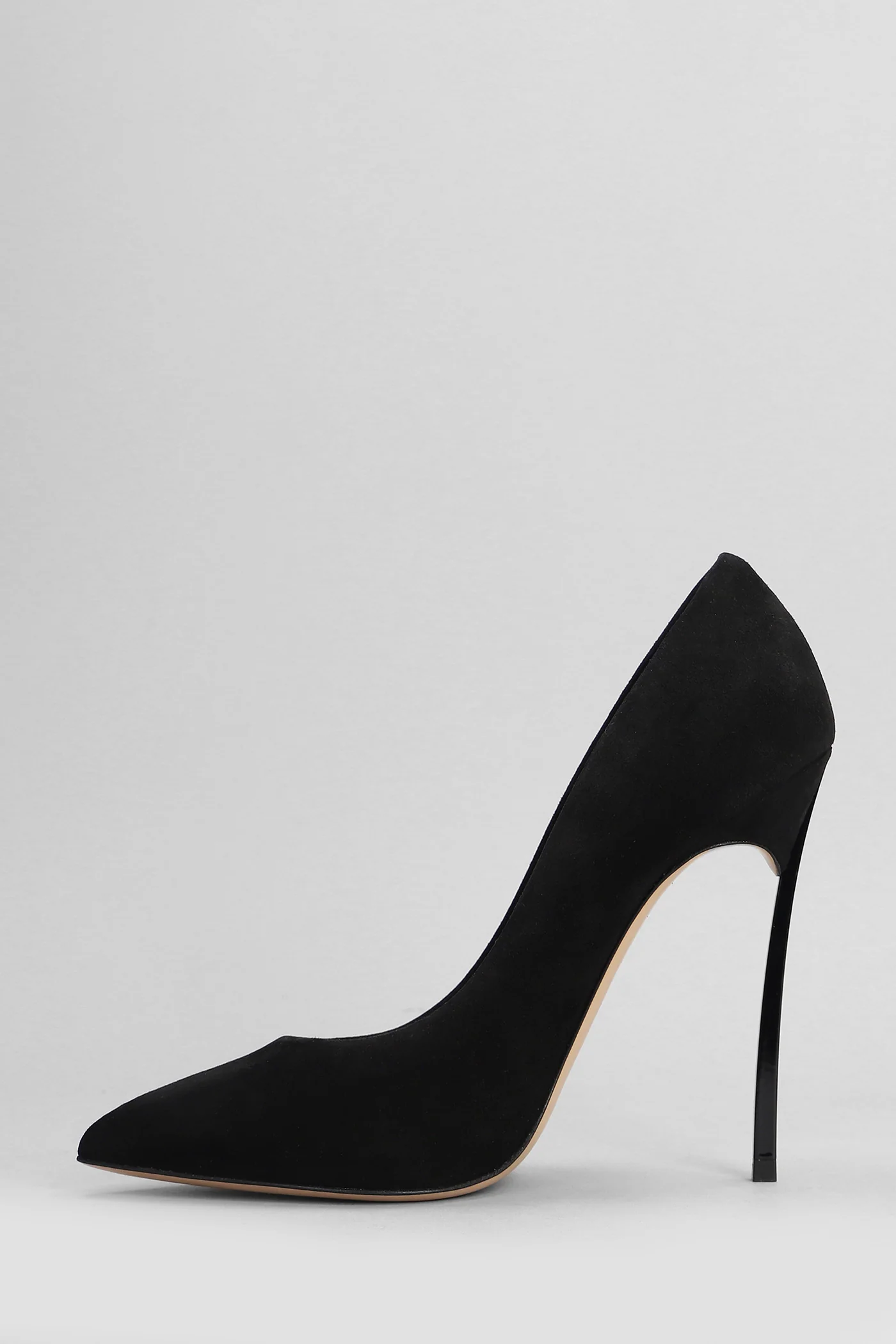 Blade Pumps in black suede - Image 3