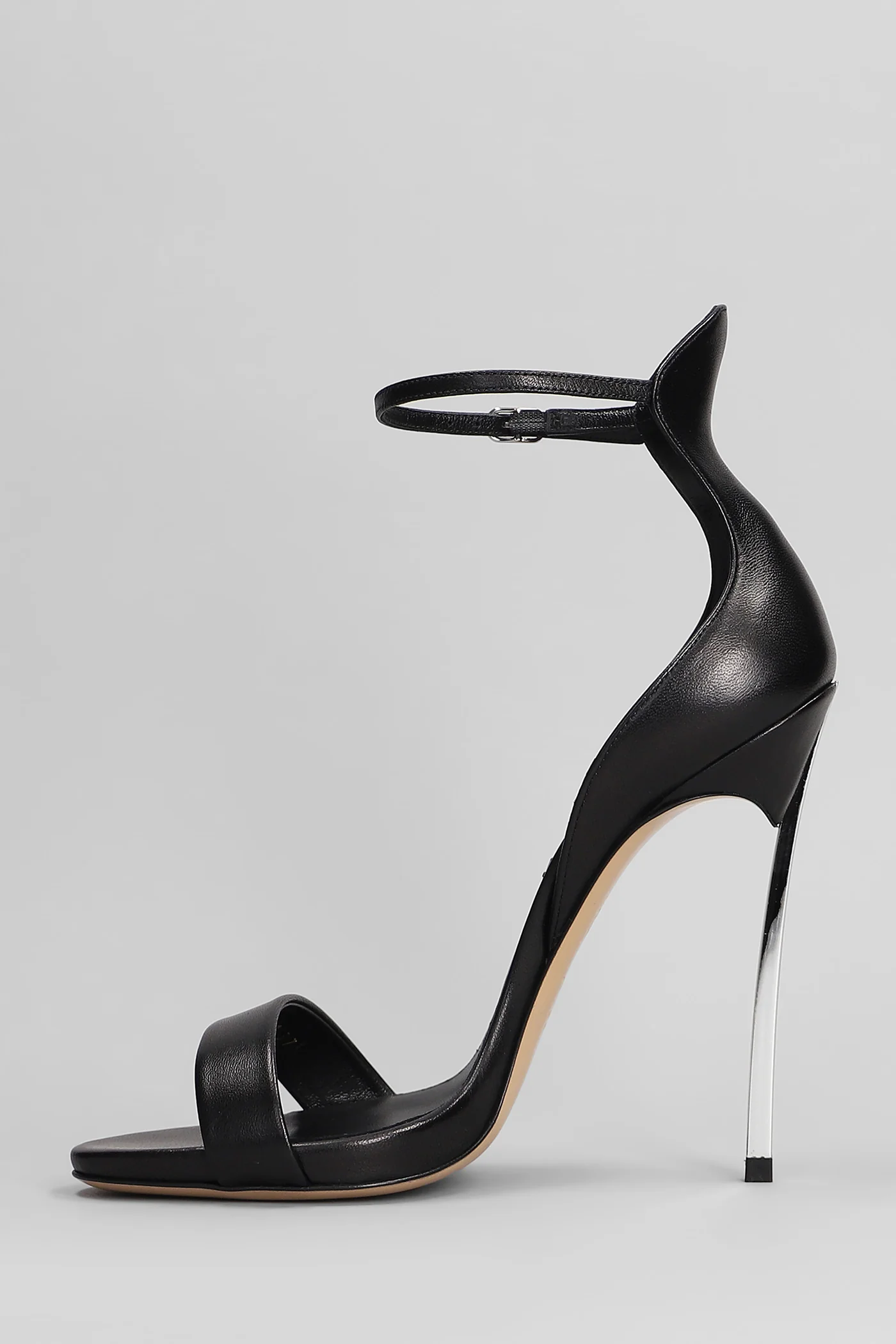 Blade Sandals in black leather - Image 3