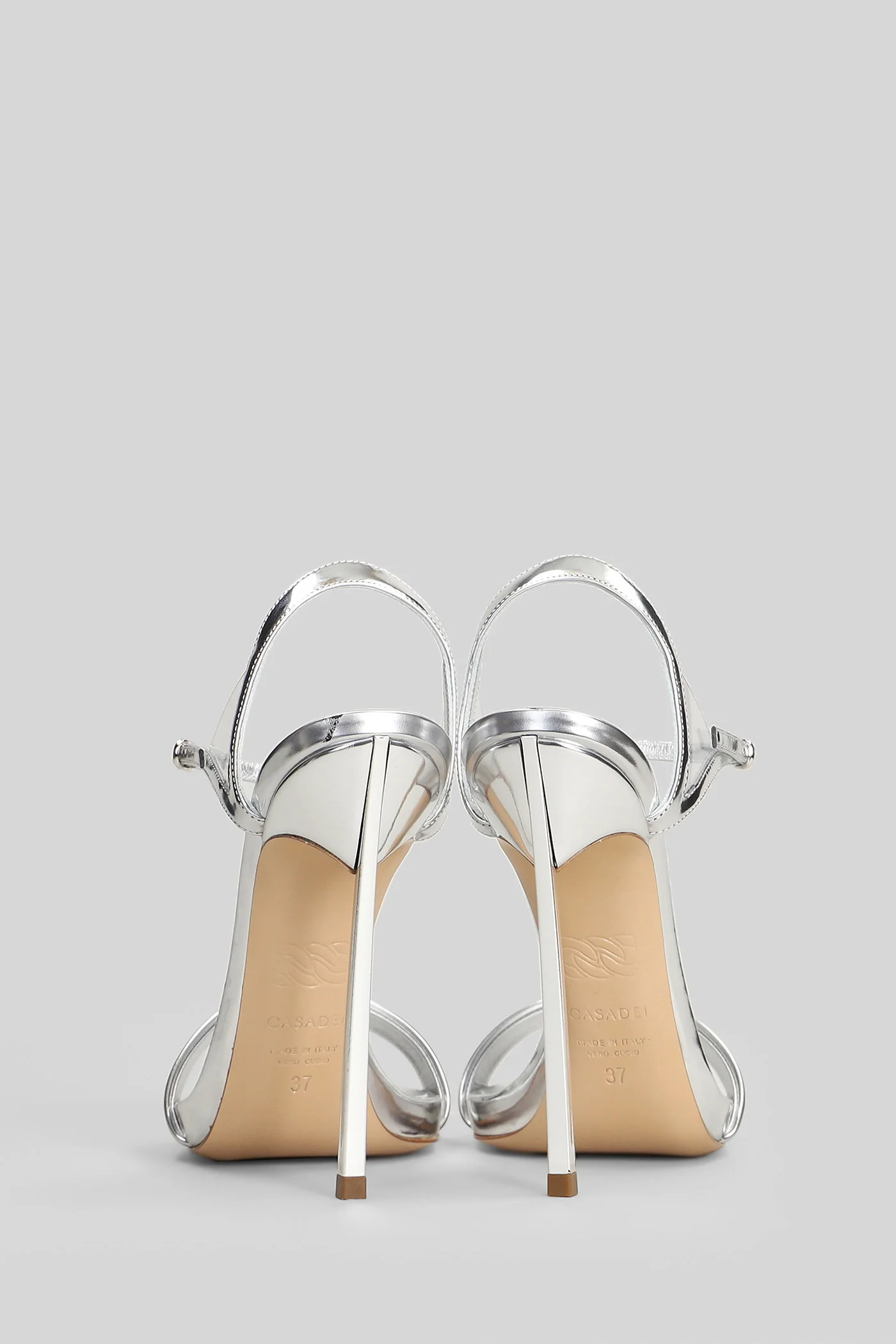 Blade v celebrity Sandals in silver leather - Image 4