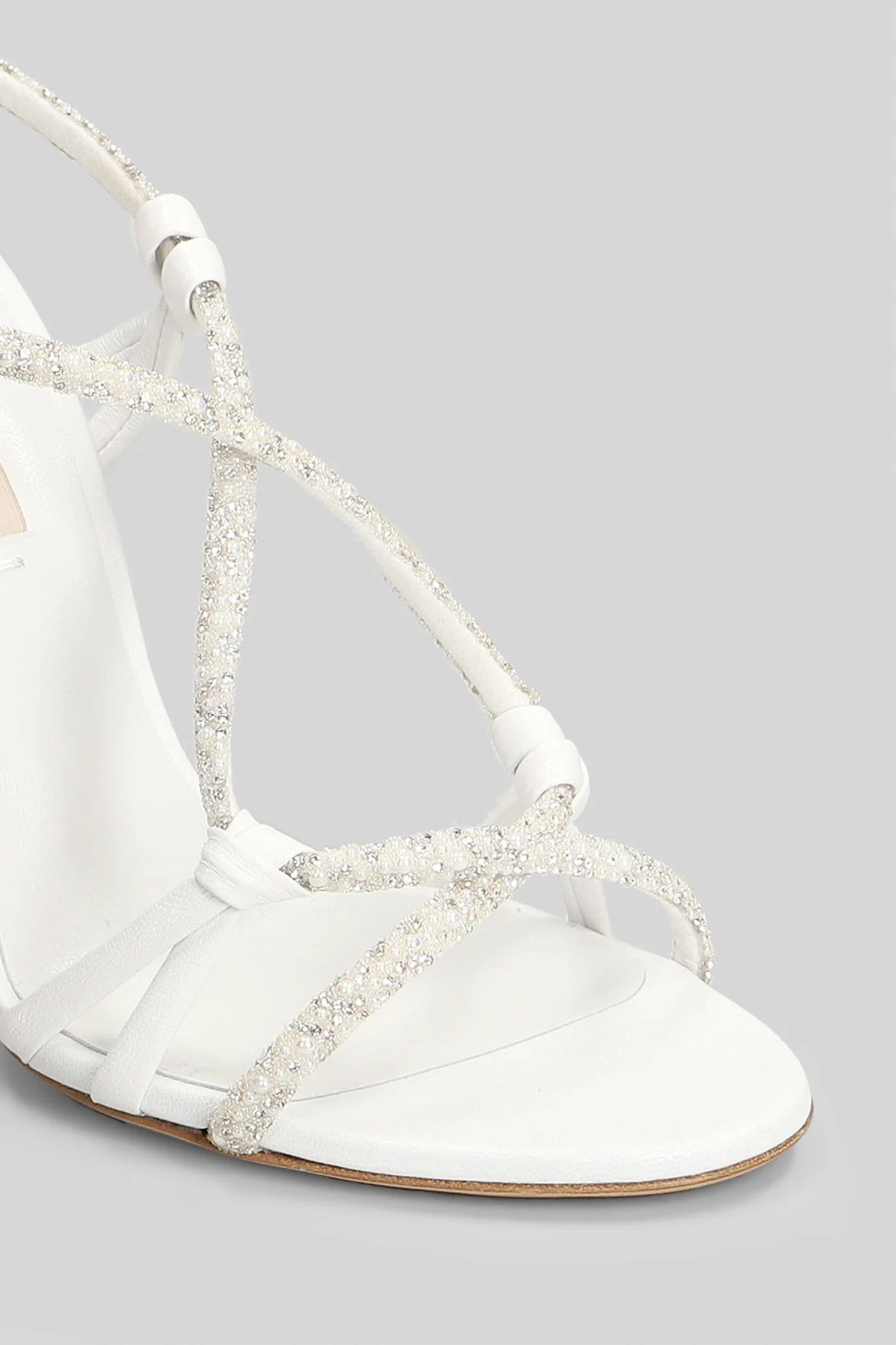 Sandals in white leather - Image 10