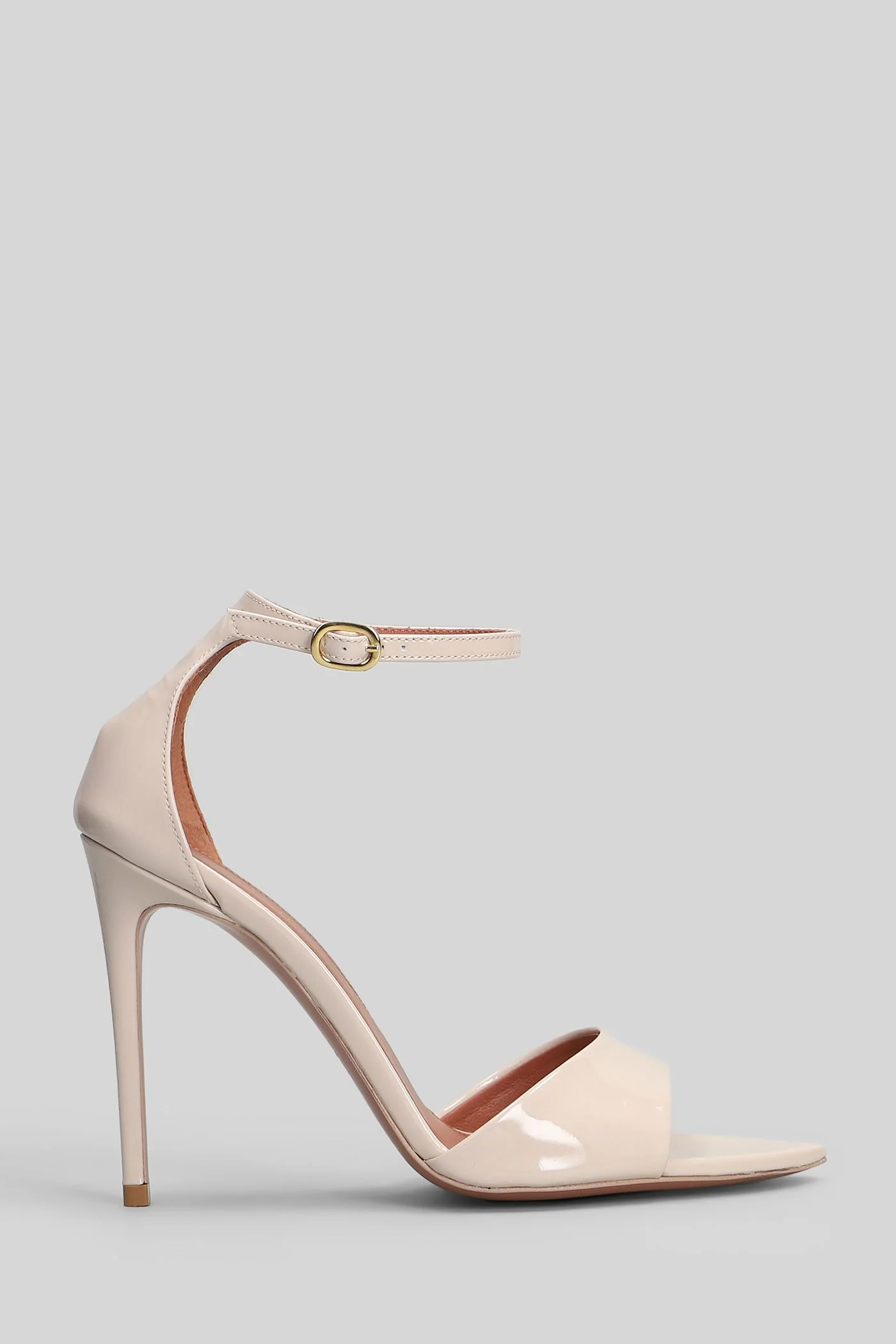 Aida 105 Sandals in beige patent leather