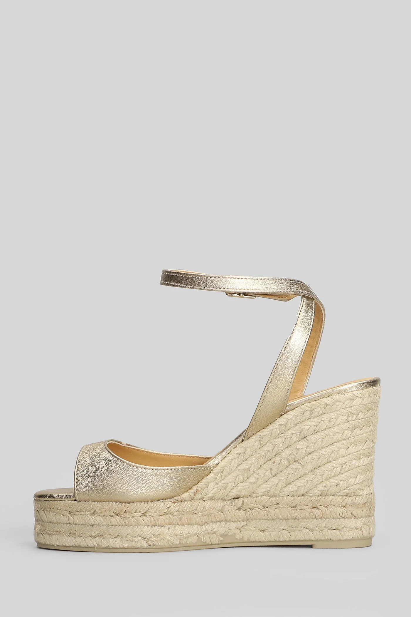 Brook-8Ed-118 Wedges in gold leather - Image 3