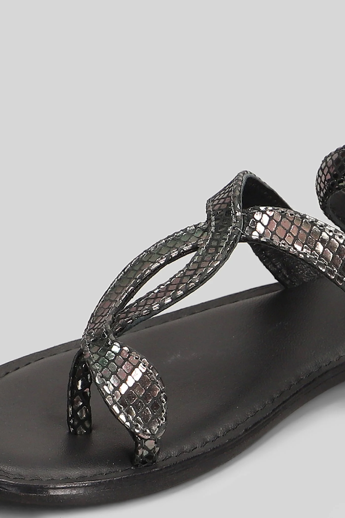 Flat sandal-slipper in Gunmetal leather - Image 5