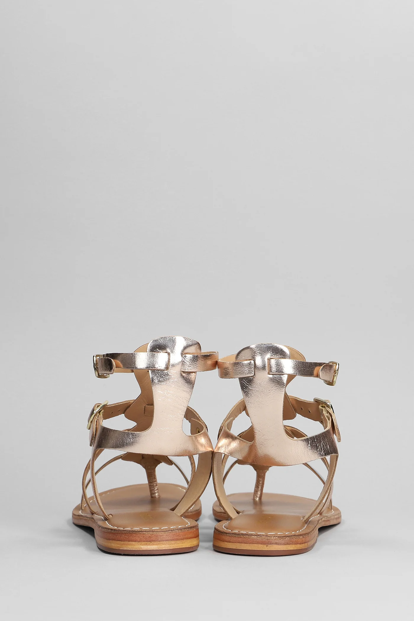 Flats in gold leather - Image 4