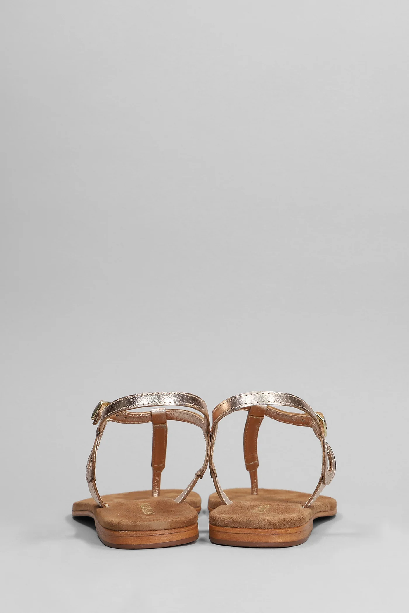 Flats in platinum leather - Image 4