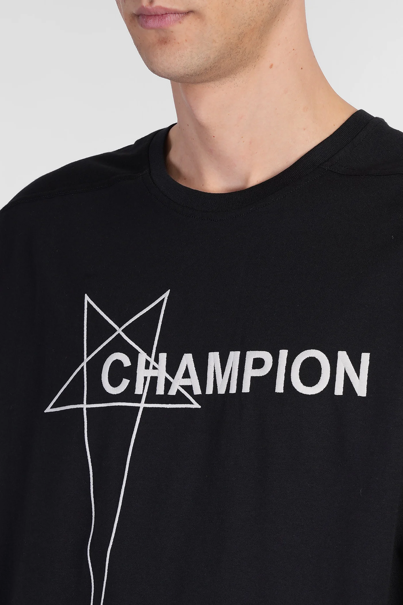 Micro tatlin t T-Shirt in black cotton - Image 5