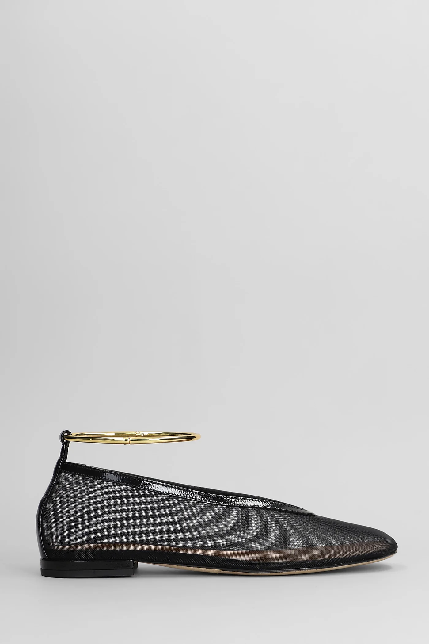 Ballet flats in black leather and fabric