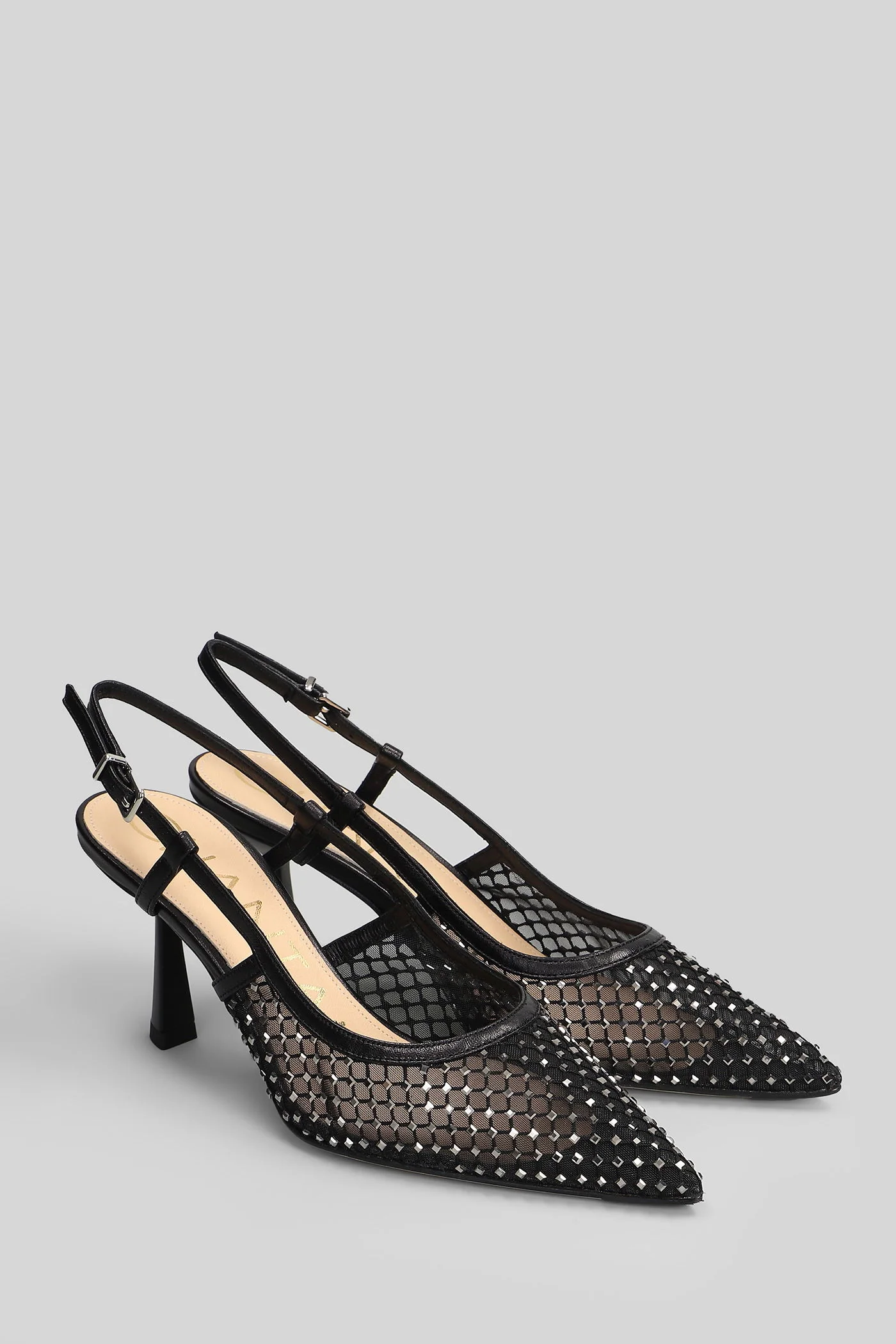 Pumps in black leather - Image 2