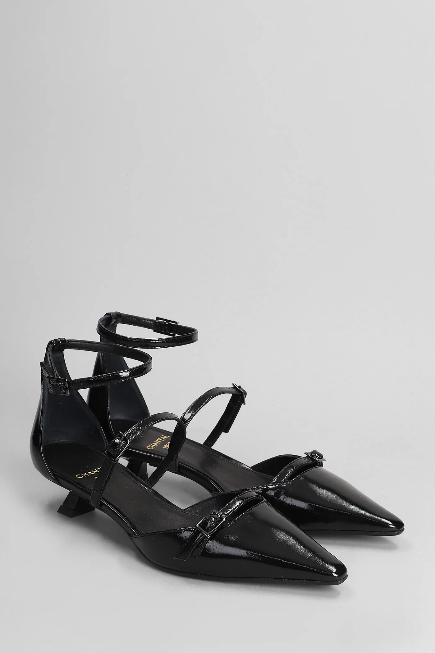 Pumps in black leather - Image 2