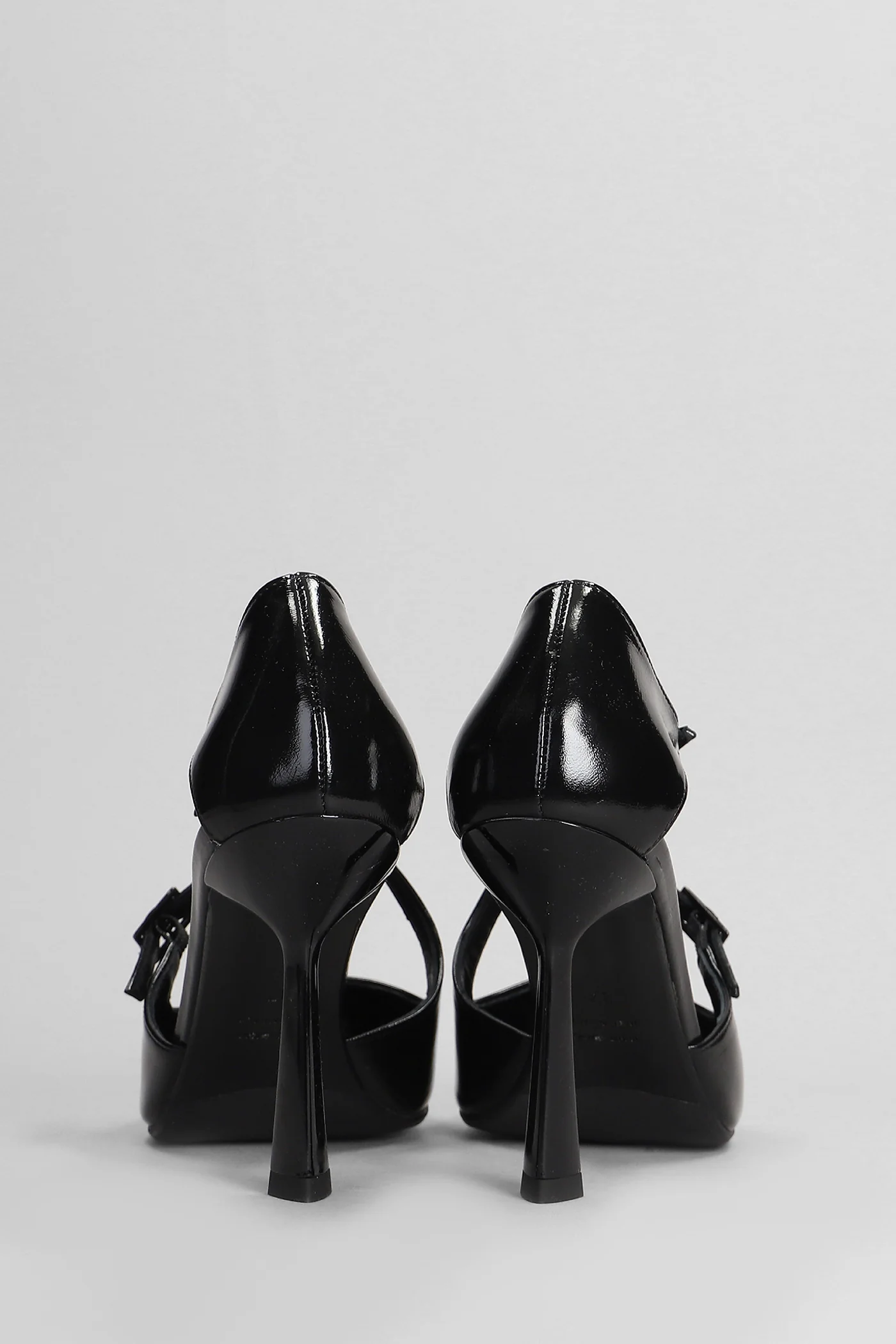 Pumps in black leather - Image 4
