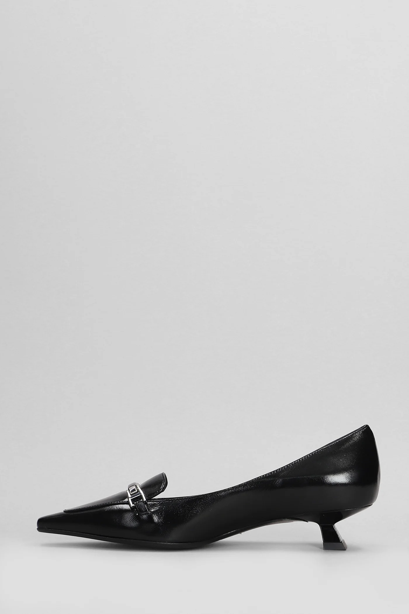 Pumps in black leather - Image 3