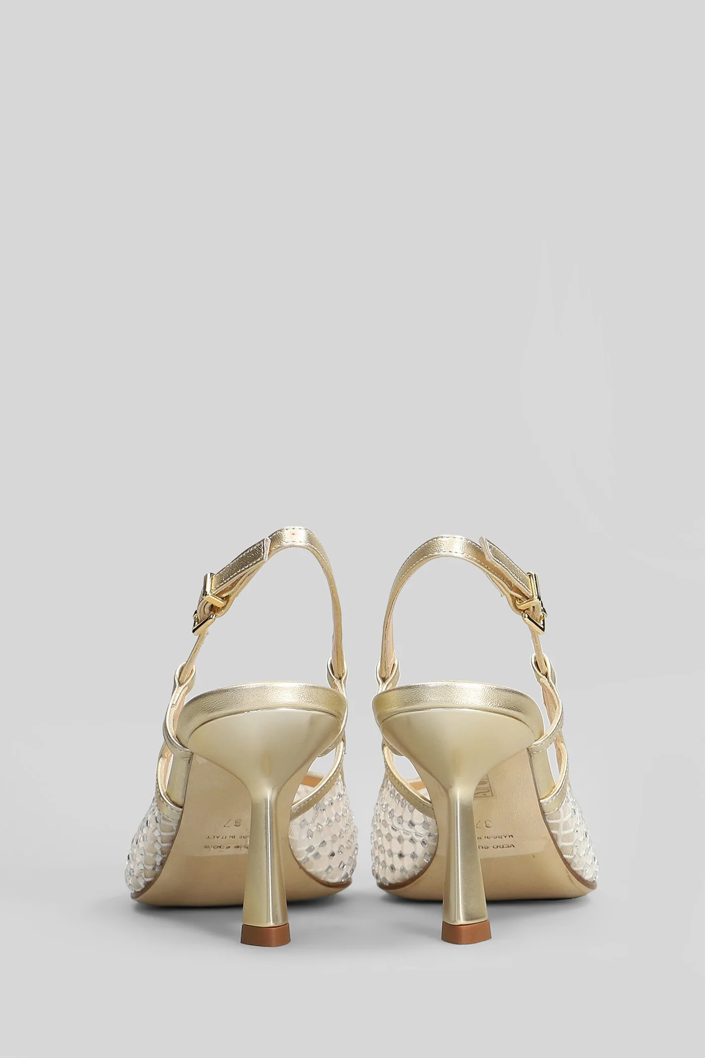 Pumps in platinum leather and fabric - Image 4