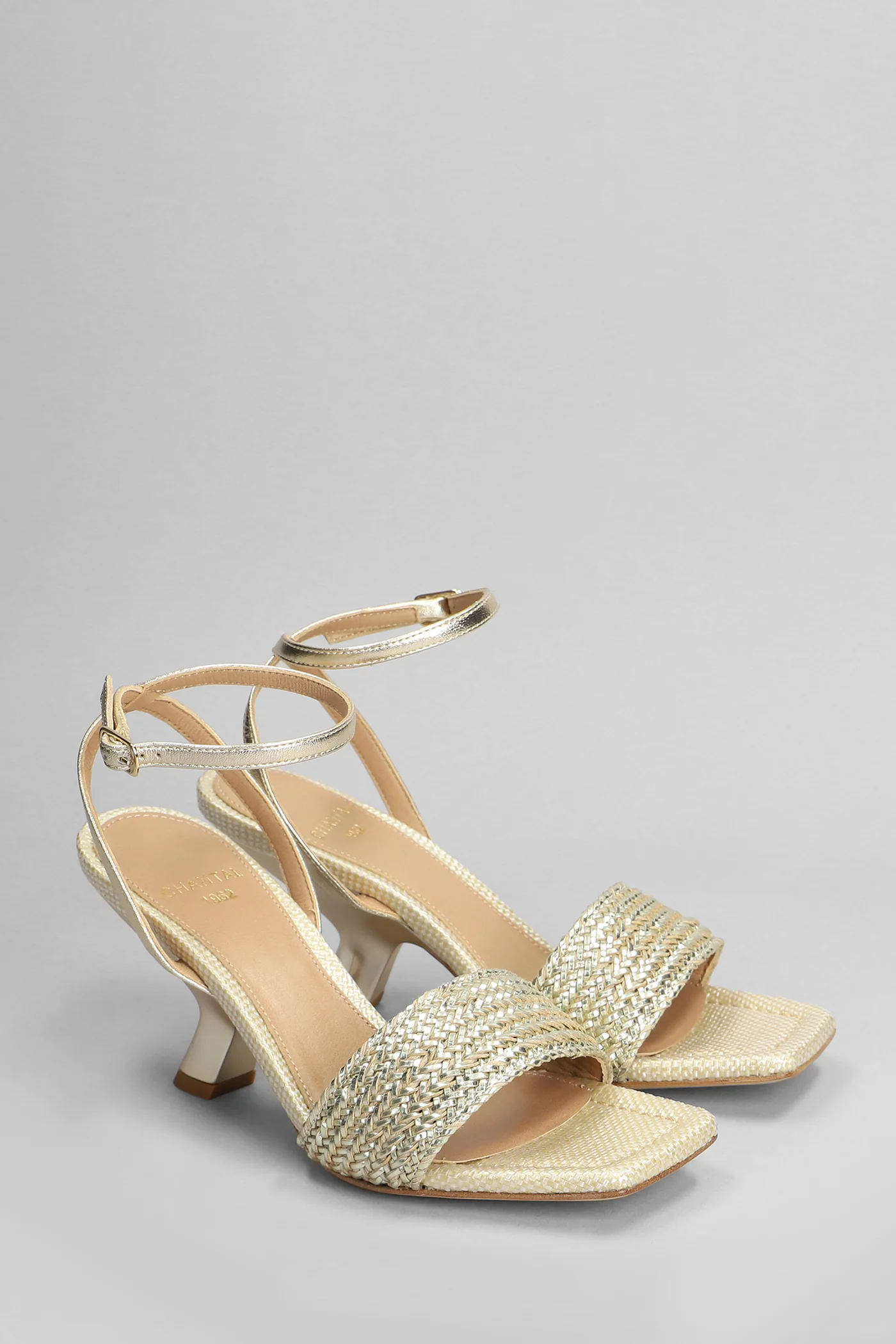 Sandals in platinum leather - Image 2