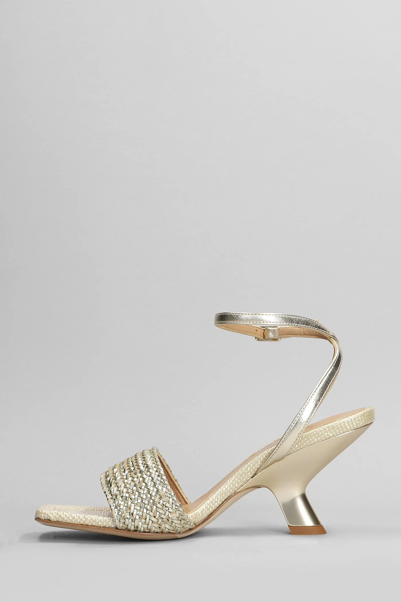 Sandals in platinum leather - Image 3