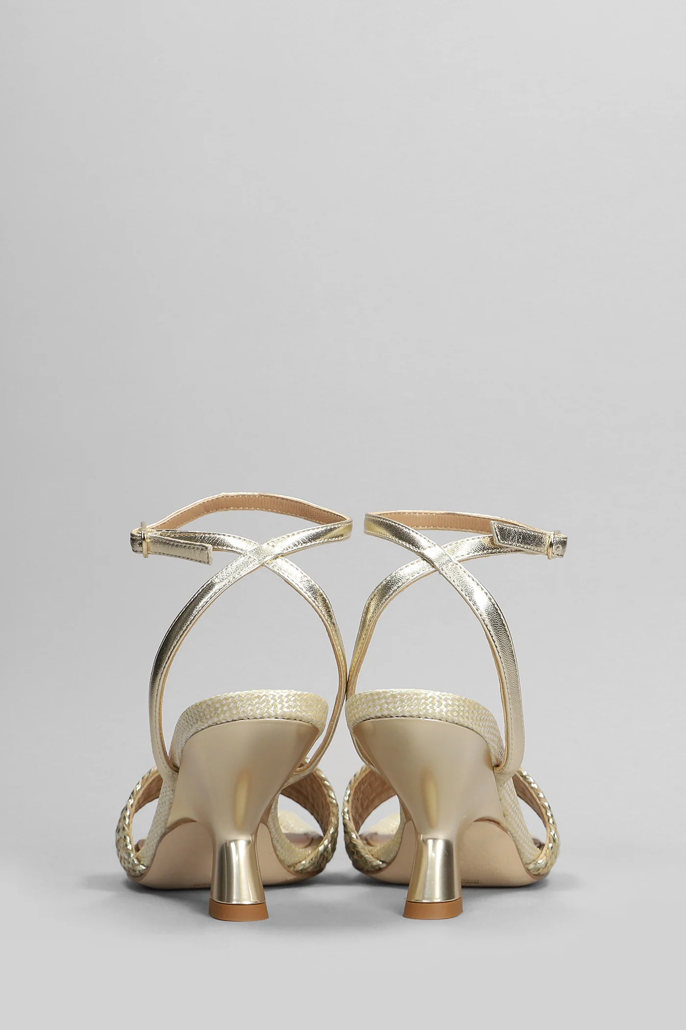 Sandals in platinum leather - Image 4