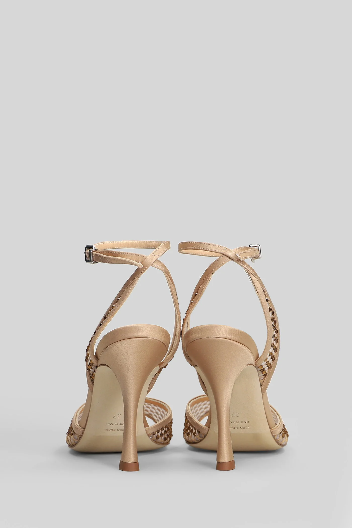 Sandals in powder satin - Image 4