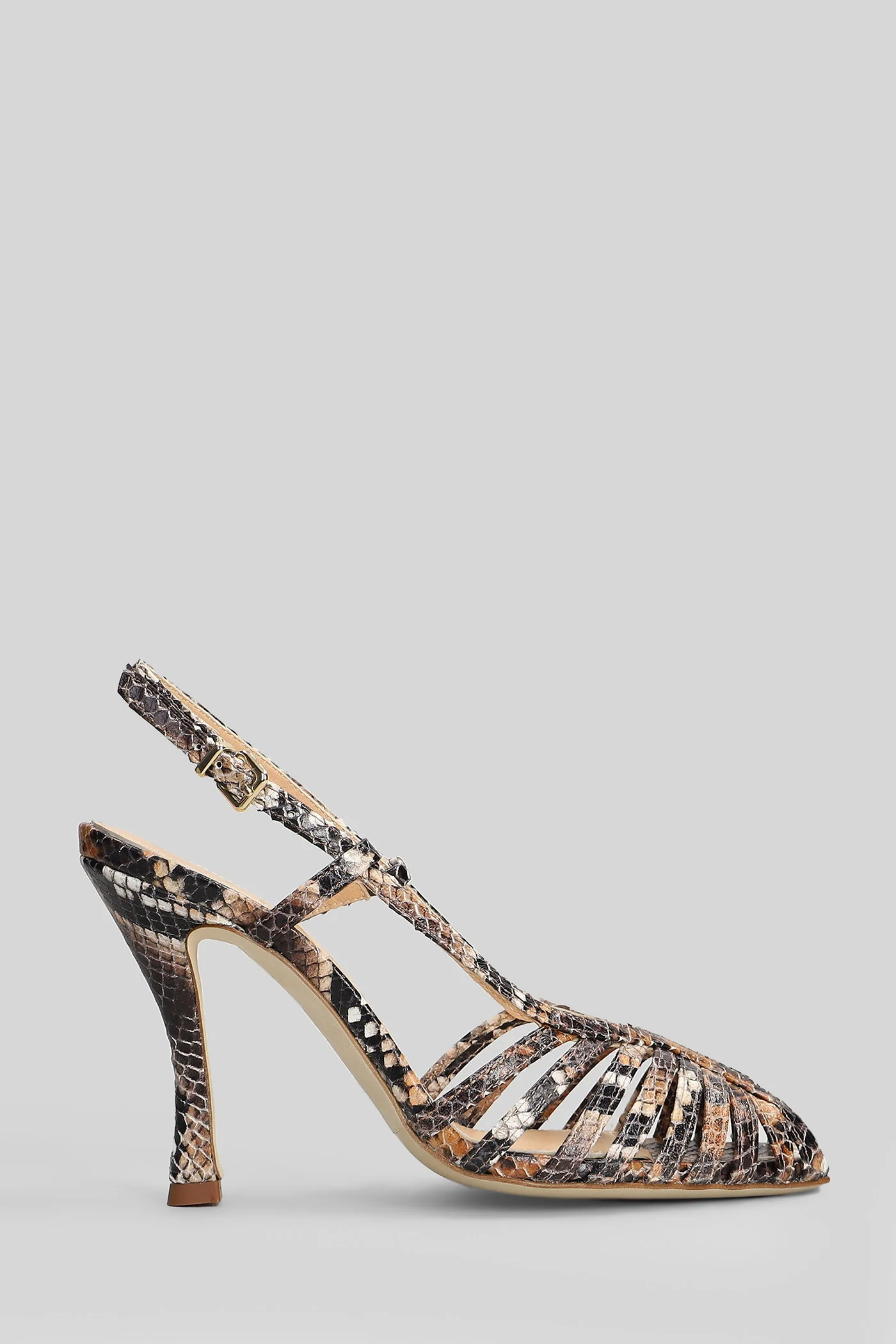 Sandals in python print leather