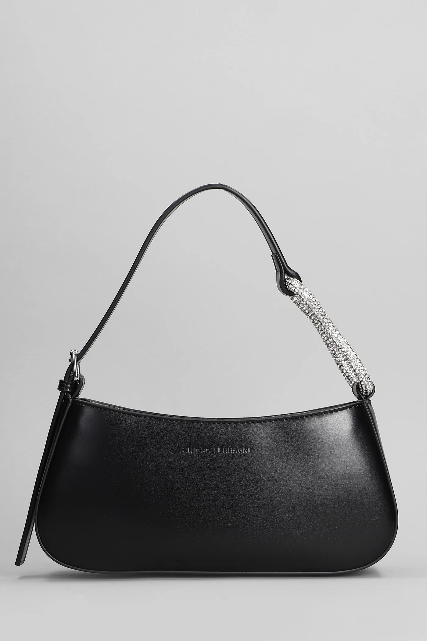 Shoulder bag in black faux leather