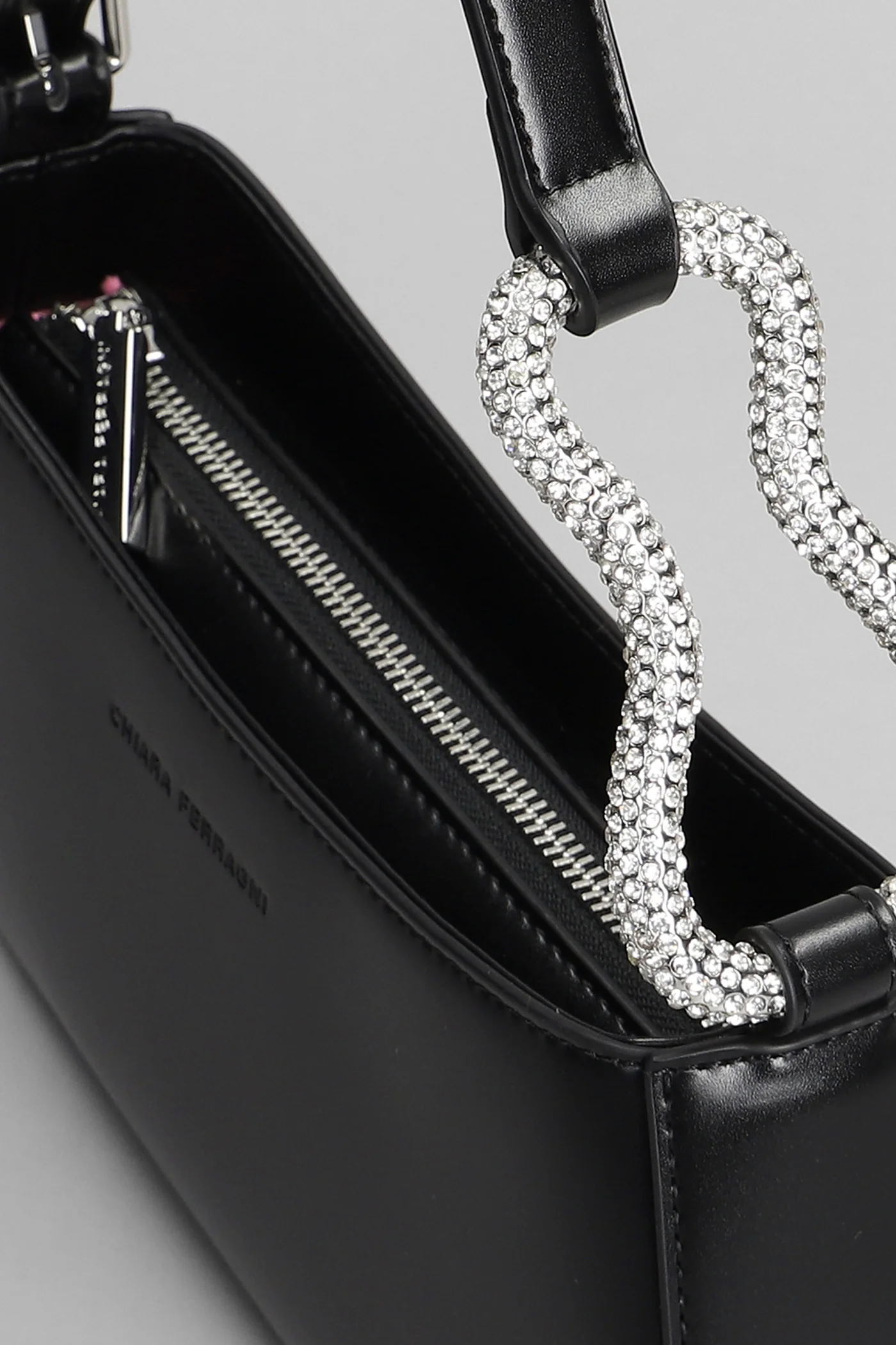 Shoulder bag in black faux leather - Image 4