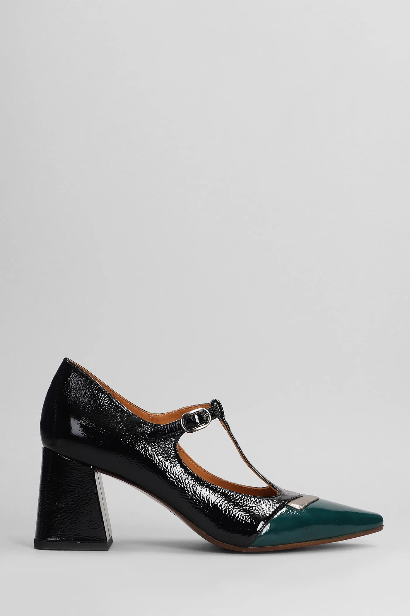 Aumi Pumps in black leather