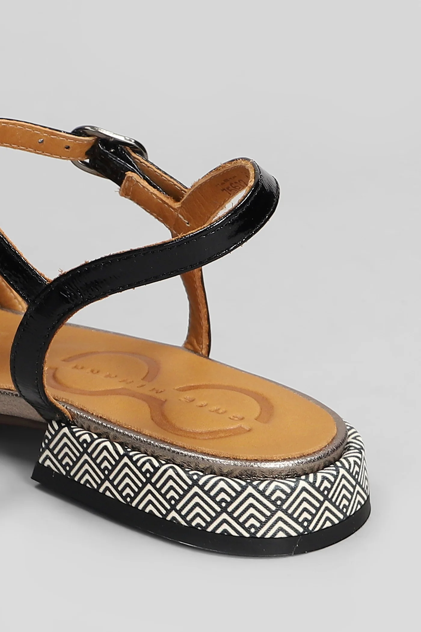 Flats in black leather - Image 5