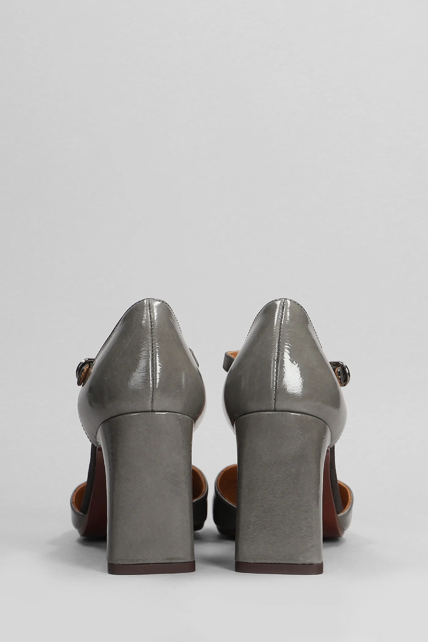 Misur Pumps in grey leather - Image 4