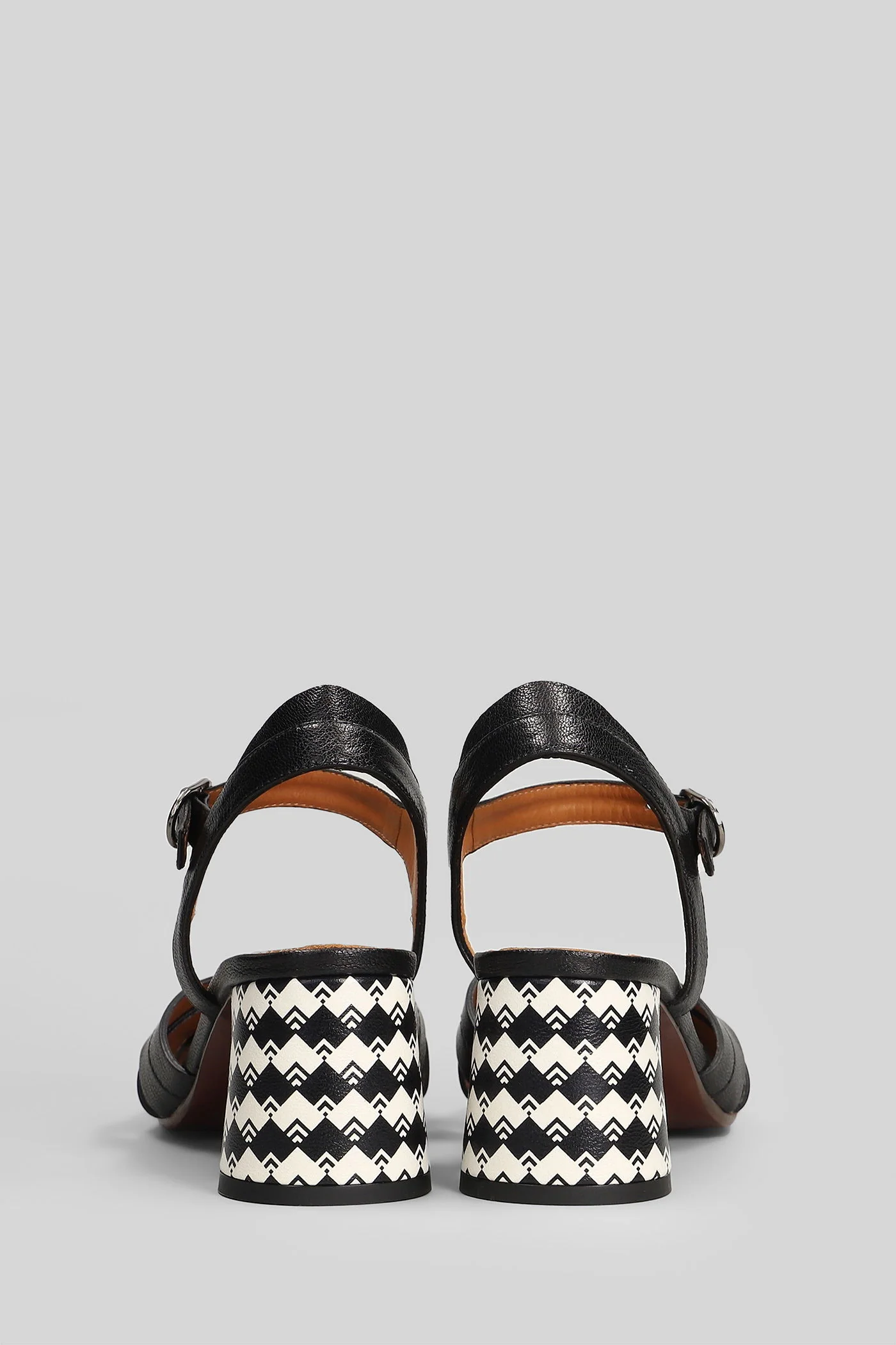 Rucina Sandals in black leather - Image 4