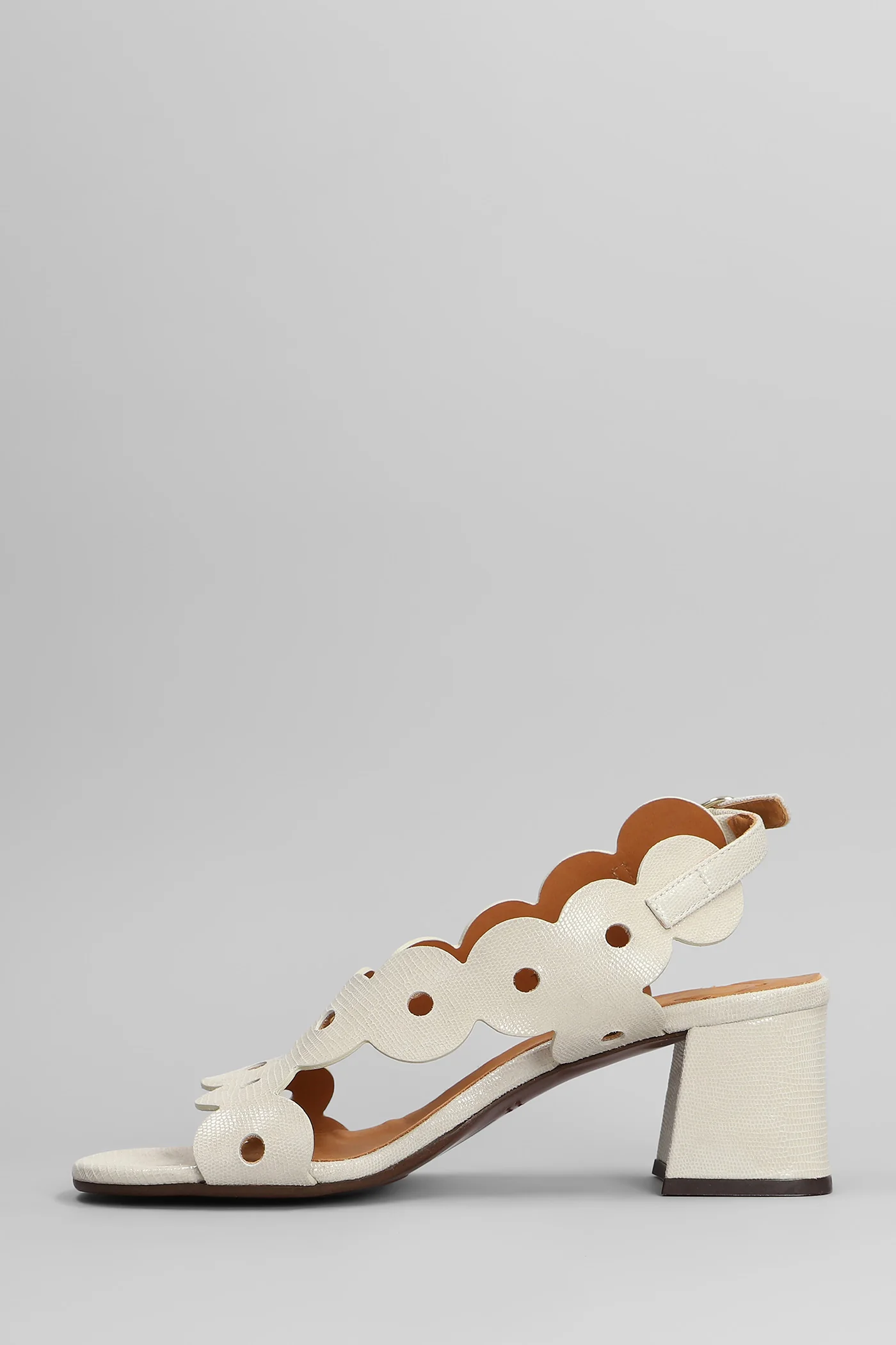 Sandals in white leather - Image 3