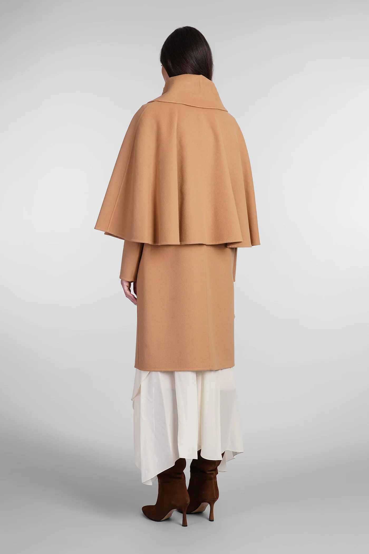 Coat in Camel cashmere and wool - Image 3