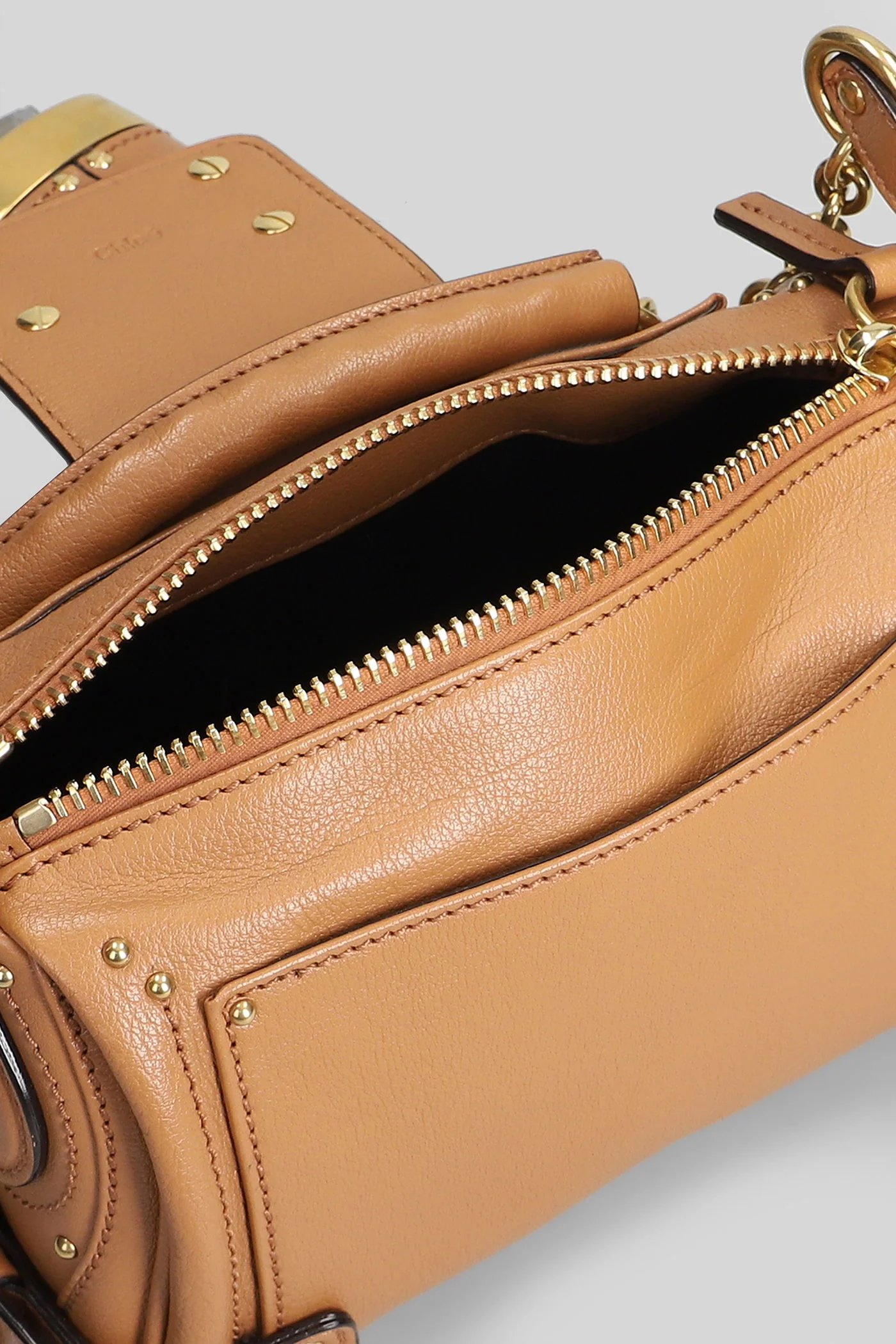 Paddington Shoulder bag in Camel leather - Image 4