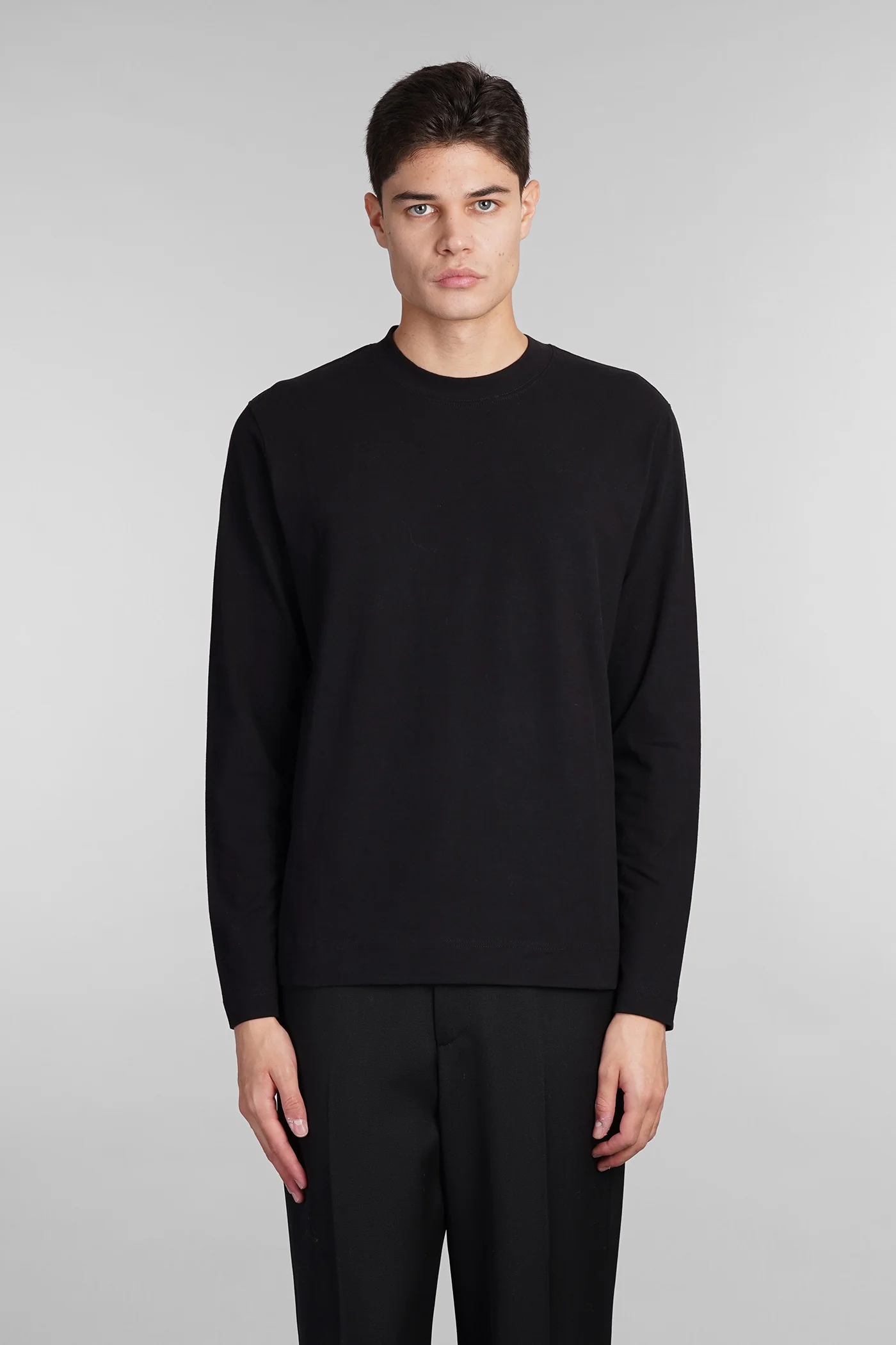T-Shirt in black cotton