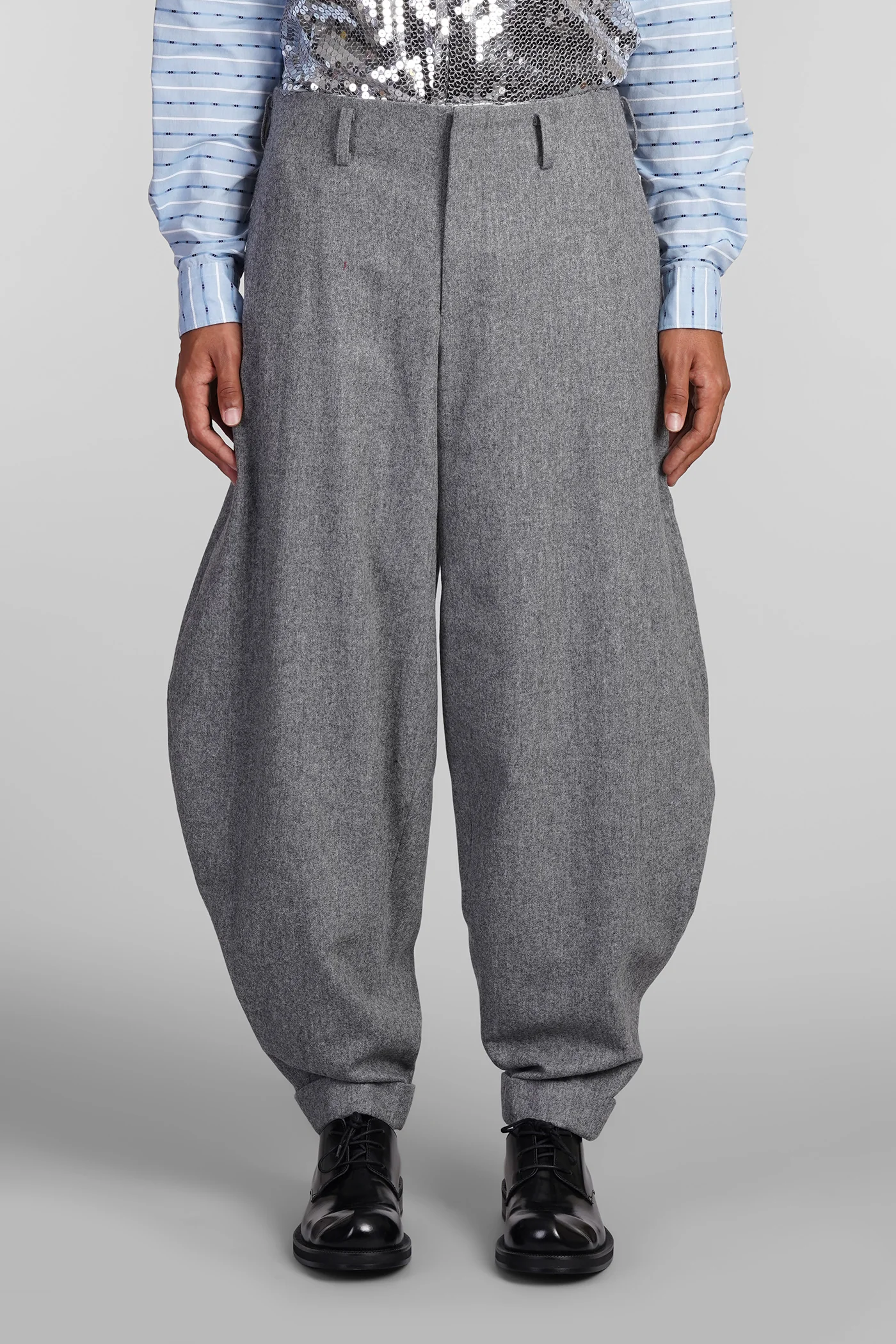 Pants in grey nylon
