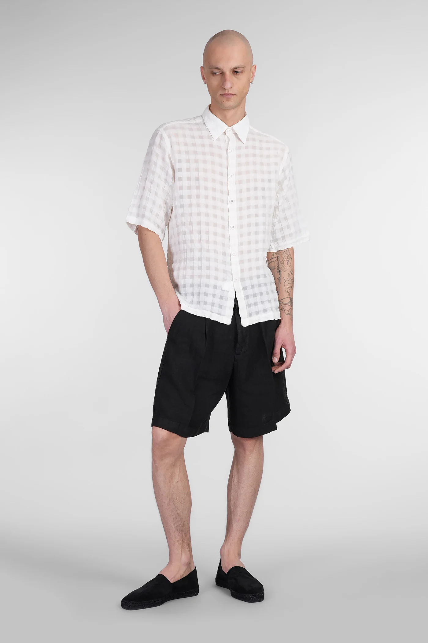 Miaky b Shorts in black linen - Image 2