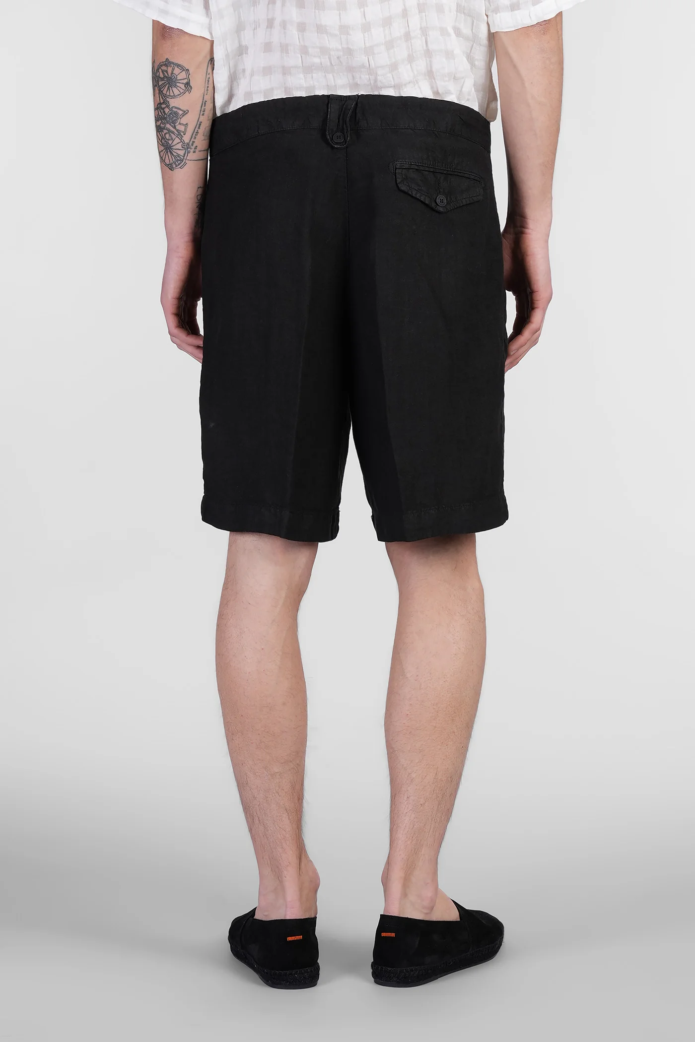 Miaky b Shorts in black linen - Image 3