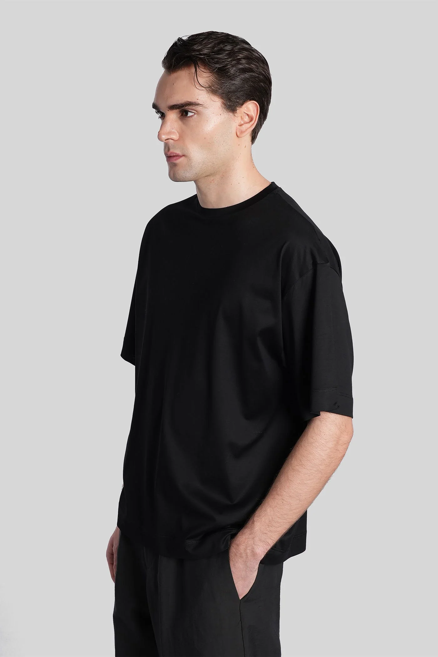 Vant T-Shirt in black cotton - Image 4