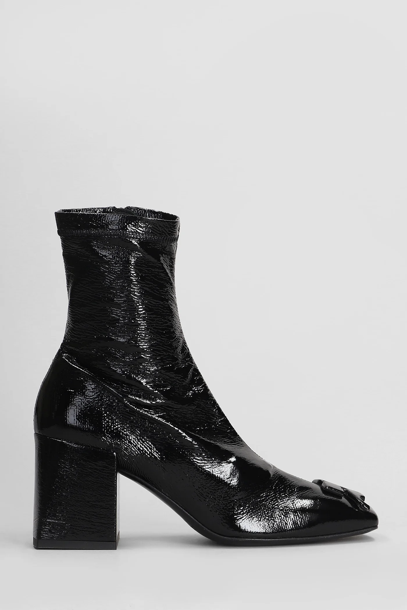 Ankle boots in black leather