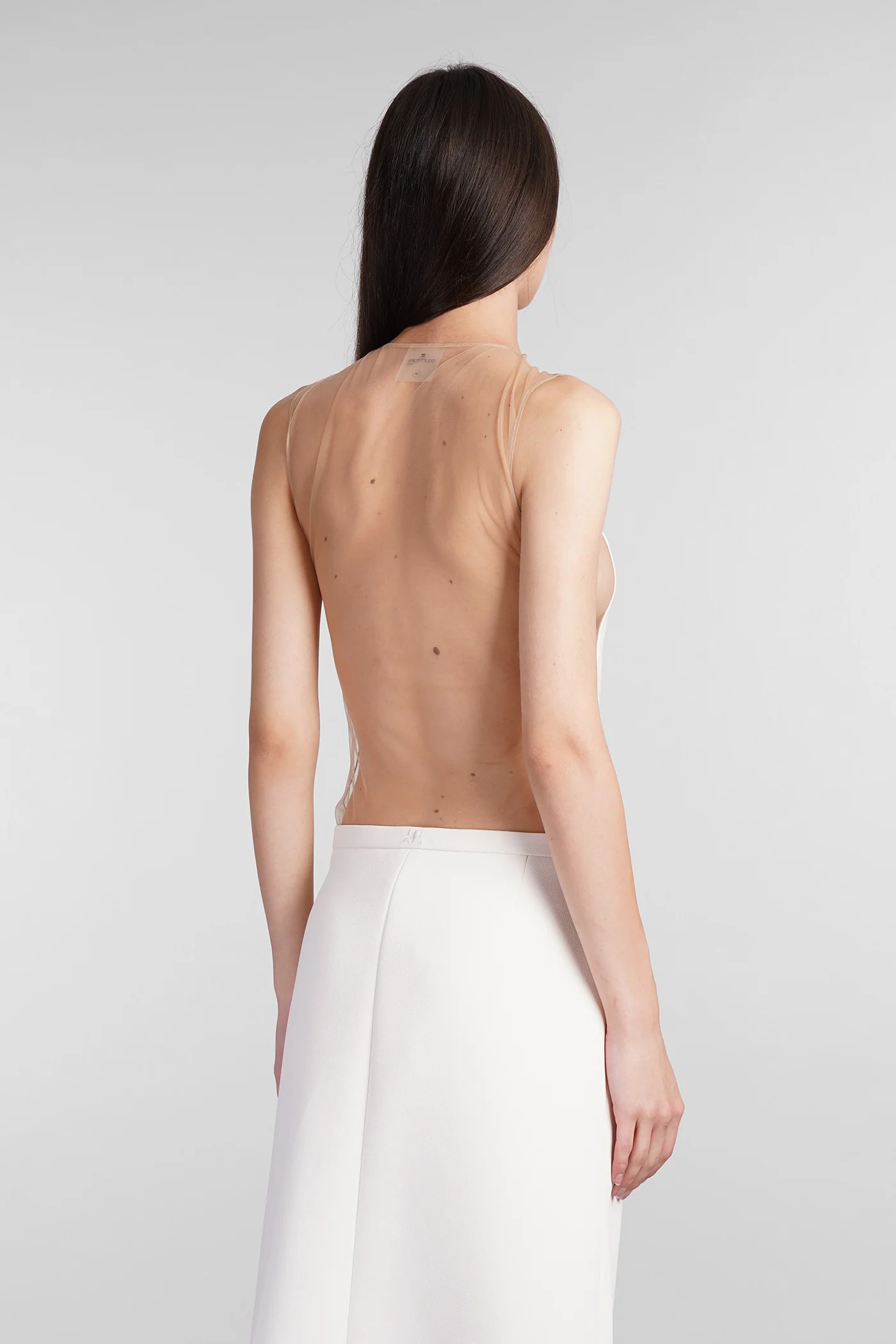 Body in white polyester - Image 3