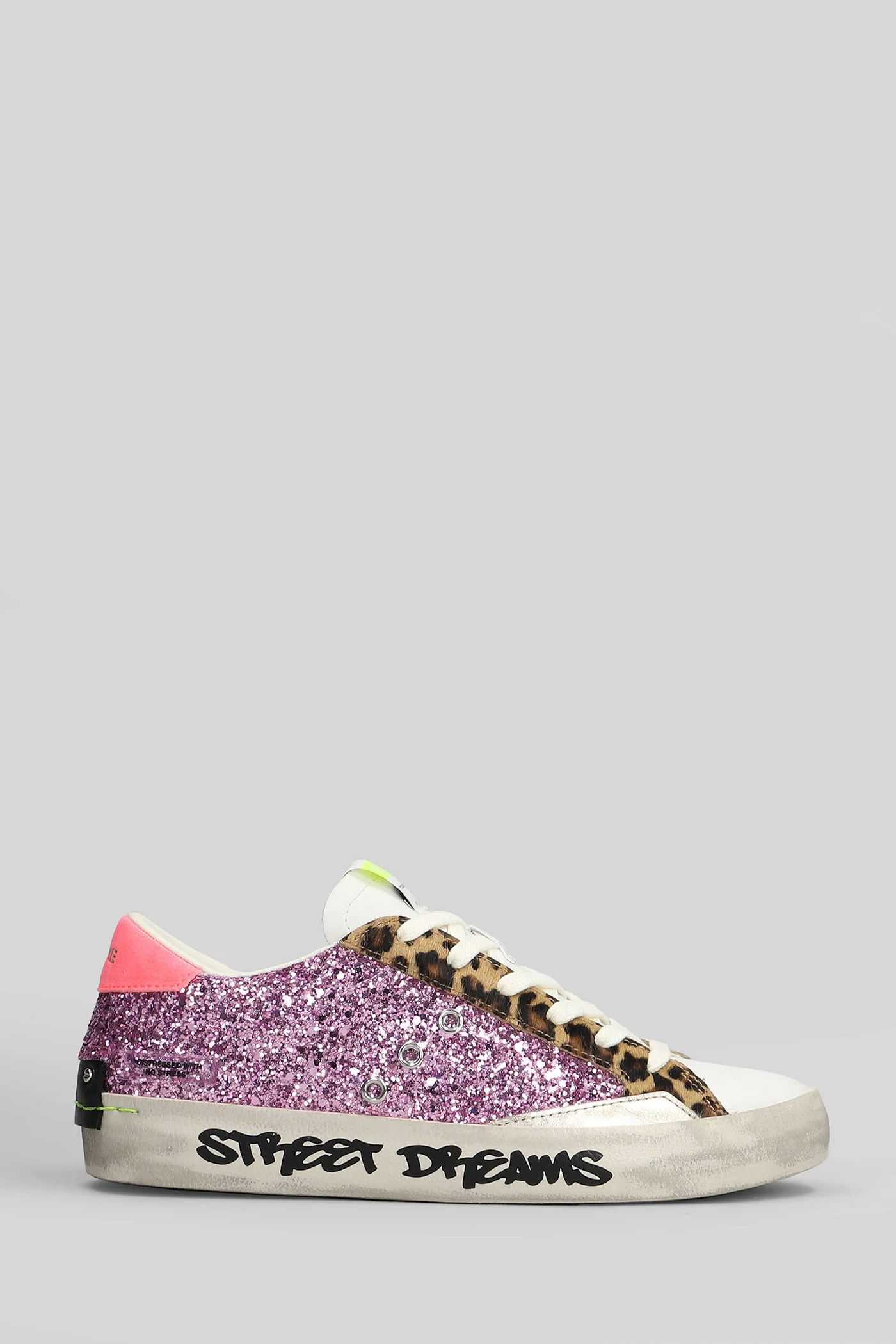 Distressed Sneakers in white glitter